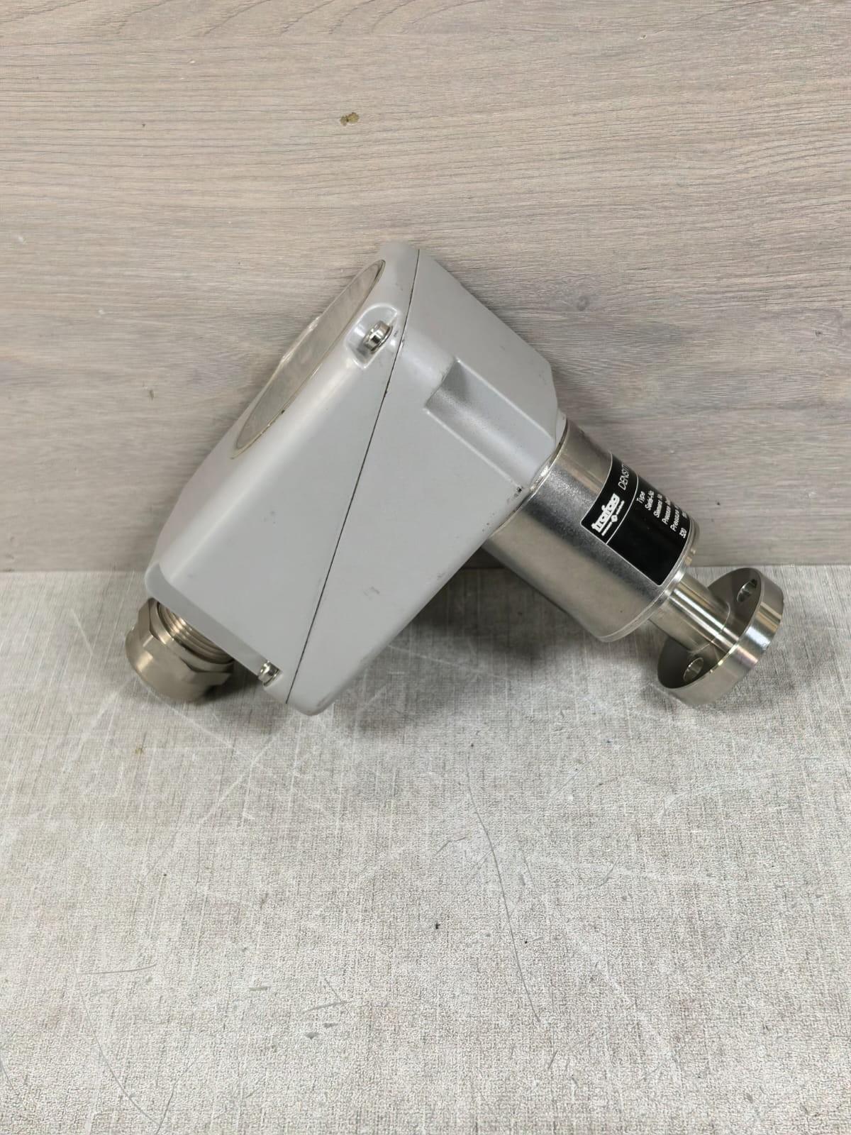 Trafag C20496B TRAFAG C20496B 8736.20.2200.WS DENSITY CONTROLLER 7