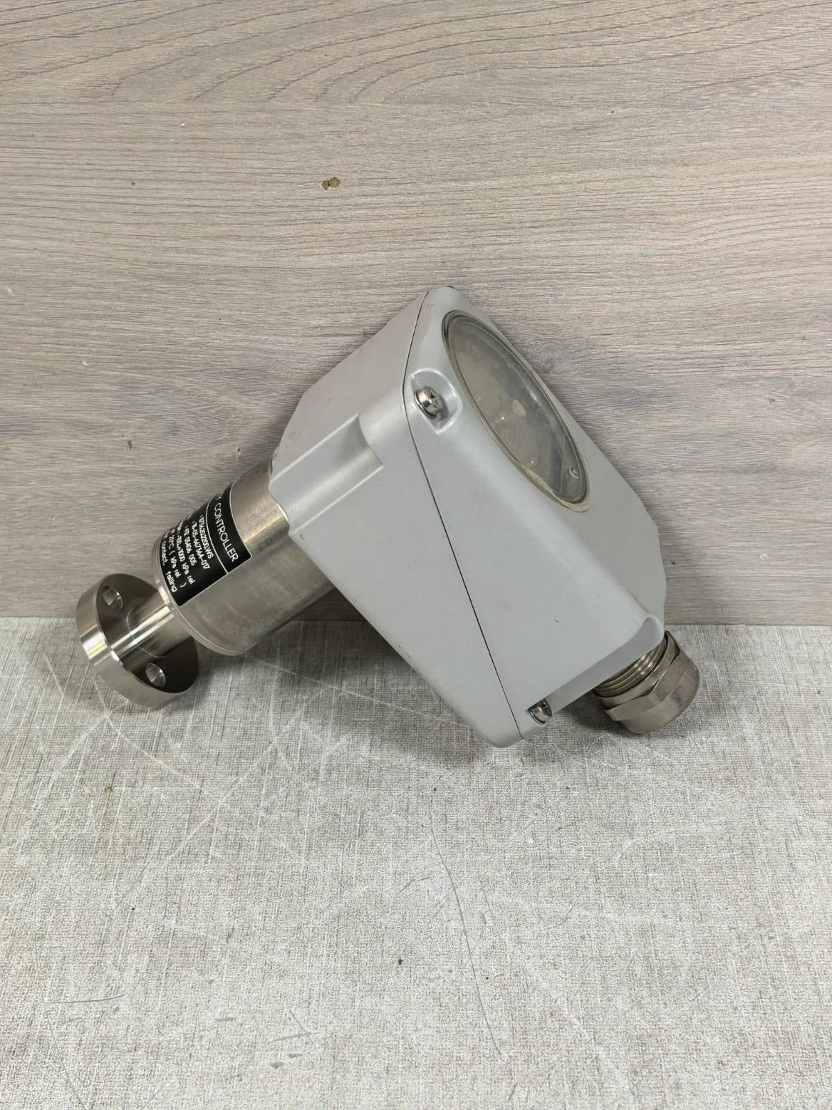 Trafag C20496B TRAFAG C20496B 8736.20.2200.WS DENSITY CONTROLLER 8