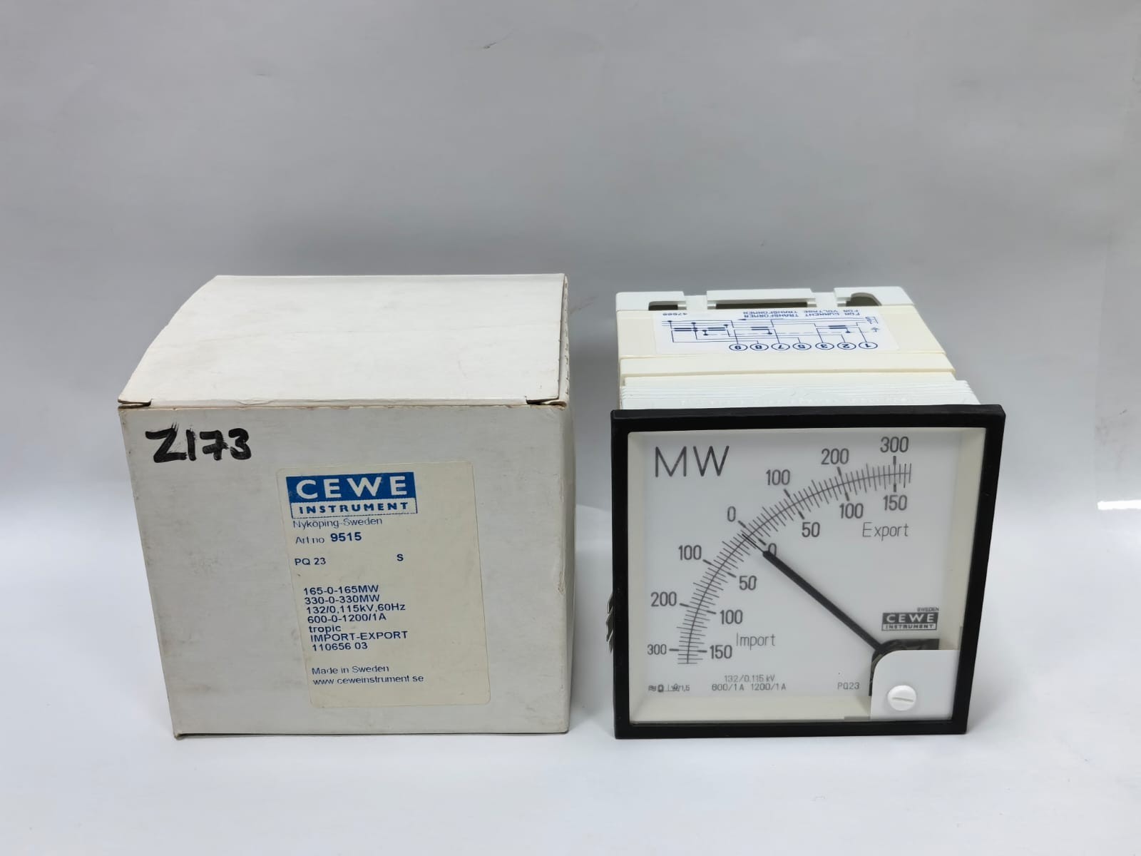 CEWE INSTRUMENTS PQ23 ANALOG PANEL METER 9515 165-0-165MW/330-0-330MW