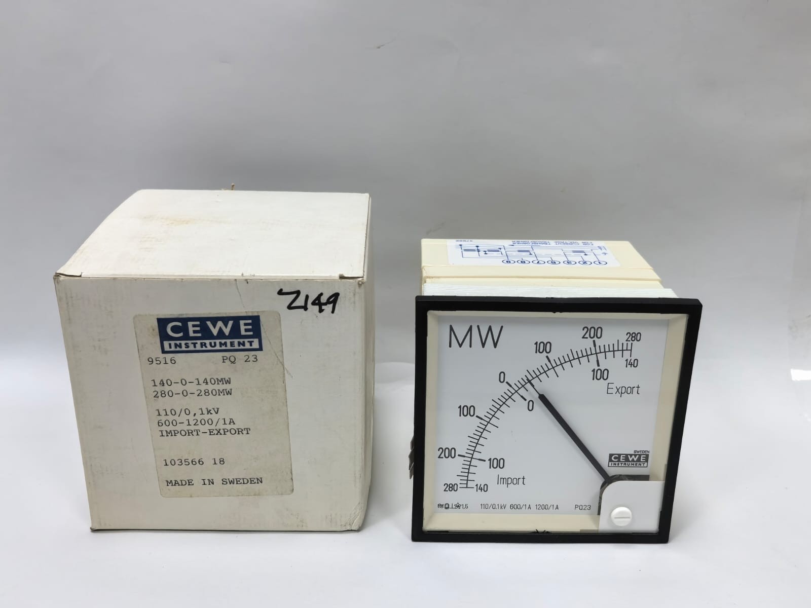 CEWE INSTRUMENTS PQ23 ANALOG PANEL METER 9516 140-0-140MW,280-0-280MW 110/0,1KV