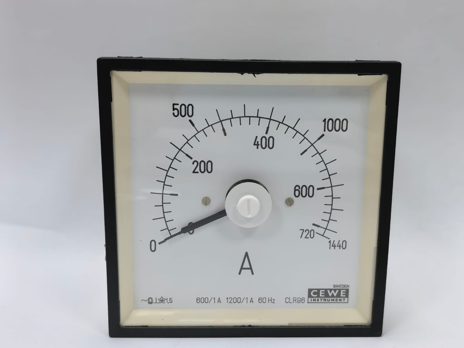 CEWE CLR96 CEWE INSTRUMENTS CLR96 VOLT ANALOG PANEL METER 9460 0-720A,0-1440A, 600-1200/1A 3
