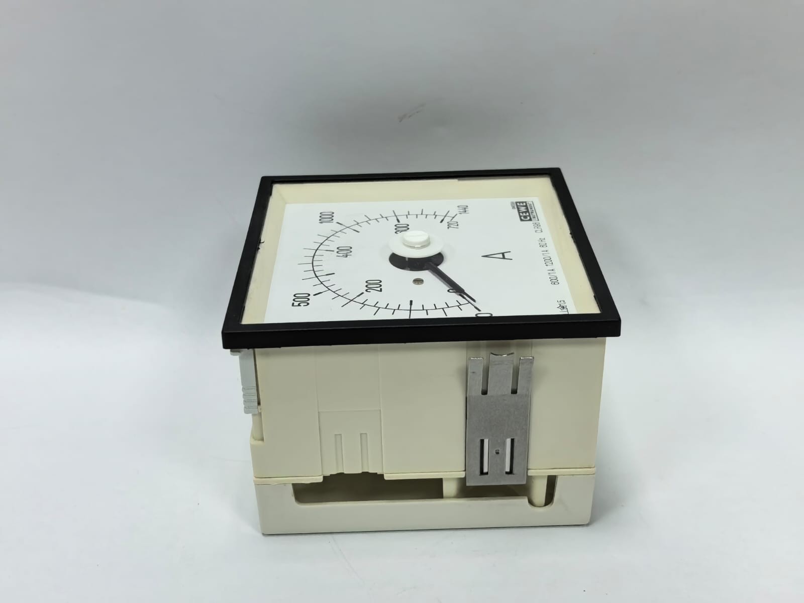 CEWE CLR96 CEWE INSTRUMENTS CLR96 VOLT ANALOG PANEL METER 9460 0-720A,0-1440A, 600-1200/1A 7