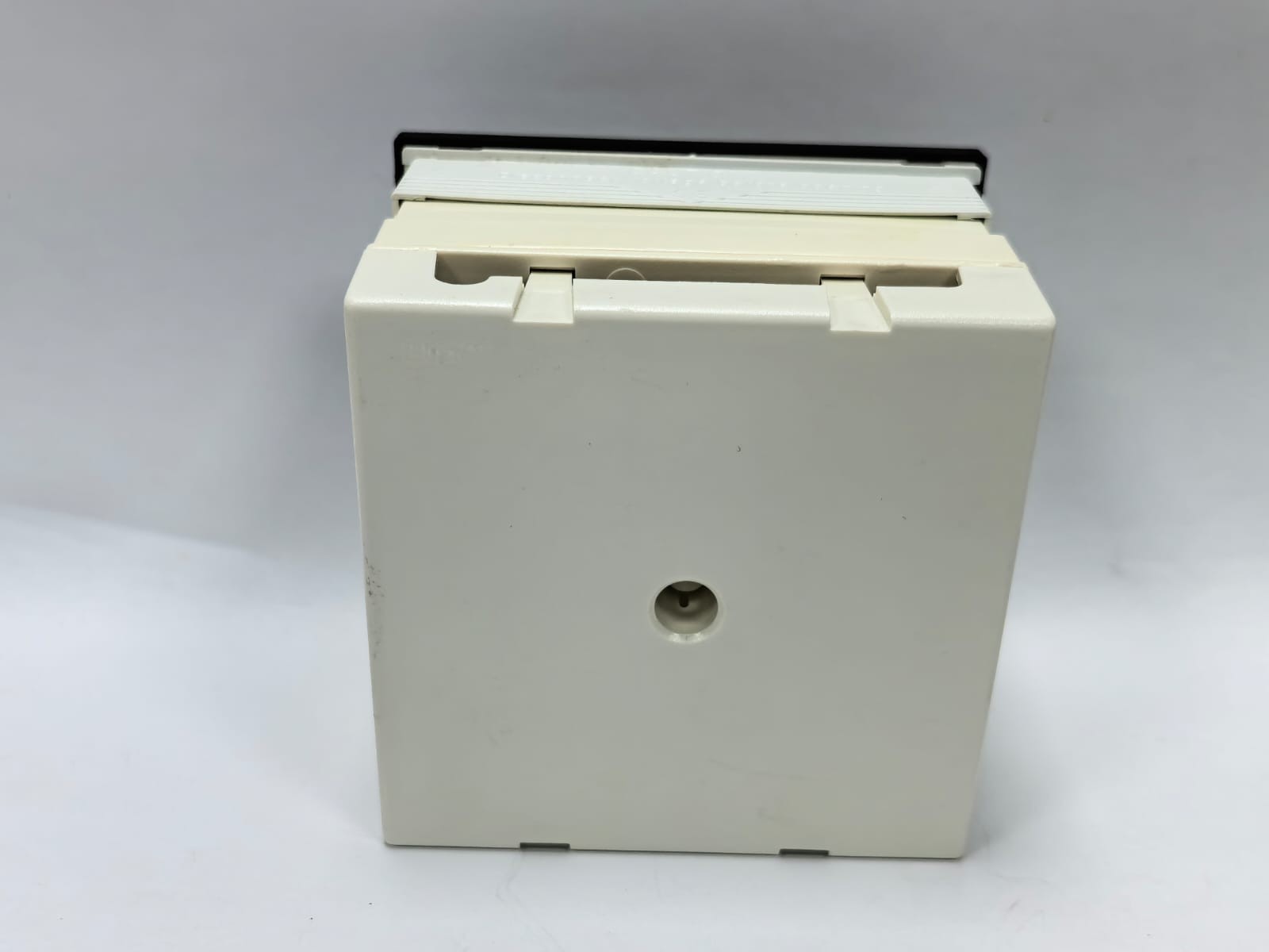 CEWE CLR96 CEWE INSTRUMENTS CLR96 VOLT ANALOG PANEL METER 9460 0-720A,0-1440A, 600-1200/1A 8