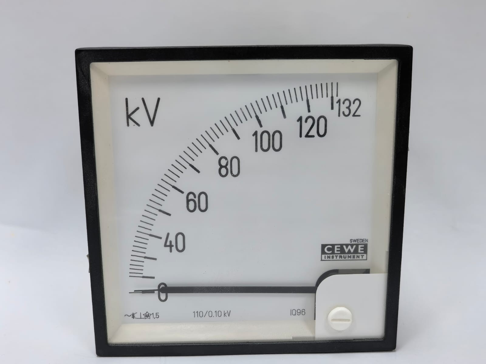 CEWE IQ96 CEWE INSTRUMENTS IQ96 PANEL METER 0-132KV 3
