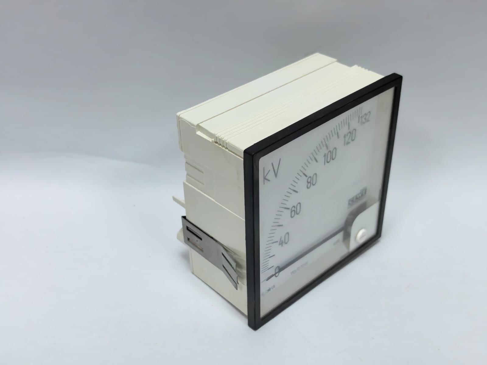 CEWE IQ96 CEWE INSTRUMENTS IQ96 PANEL METER 0-132KV 10