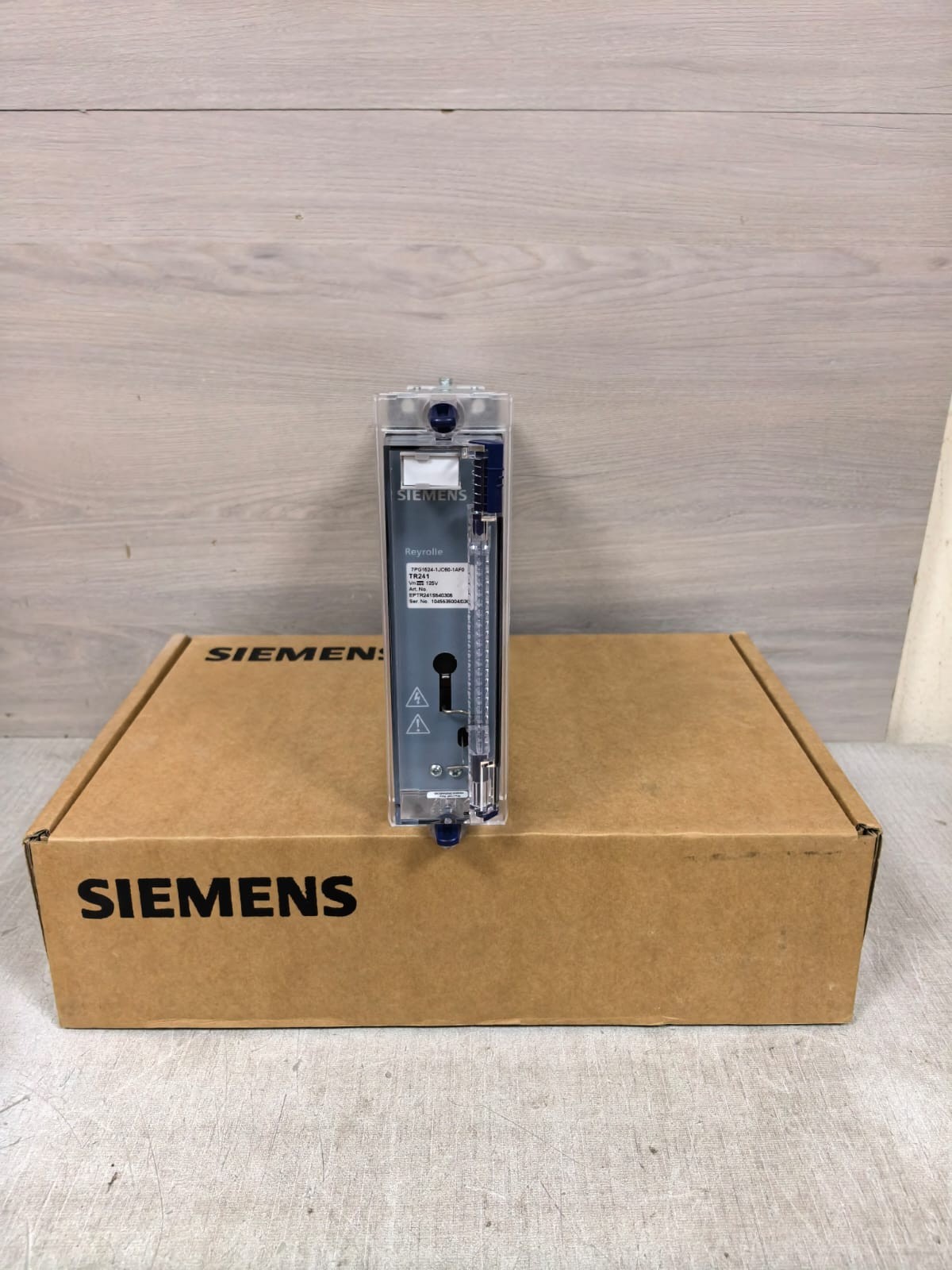 SIEMENS TR241 EPTR241S540305 PROTECTION RELAY 125V