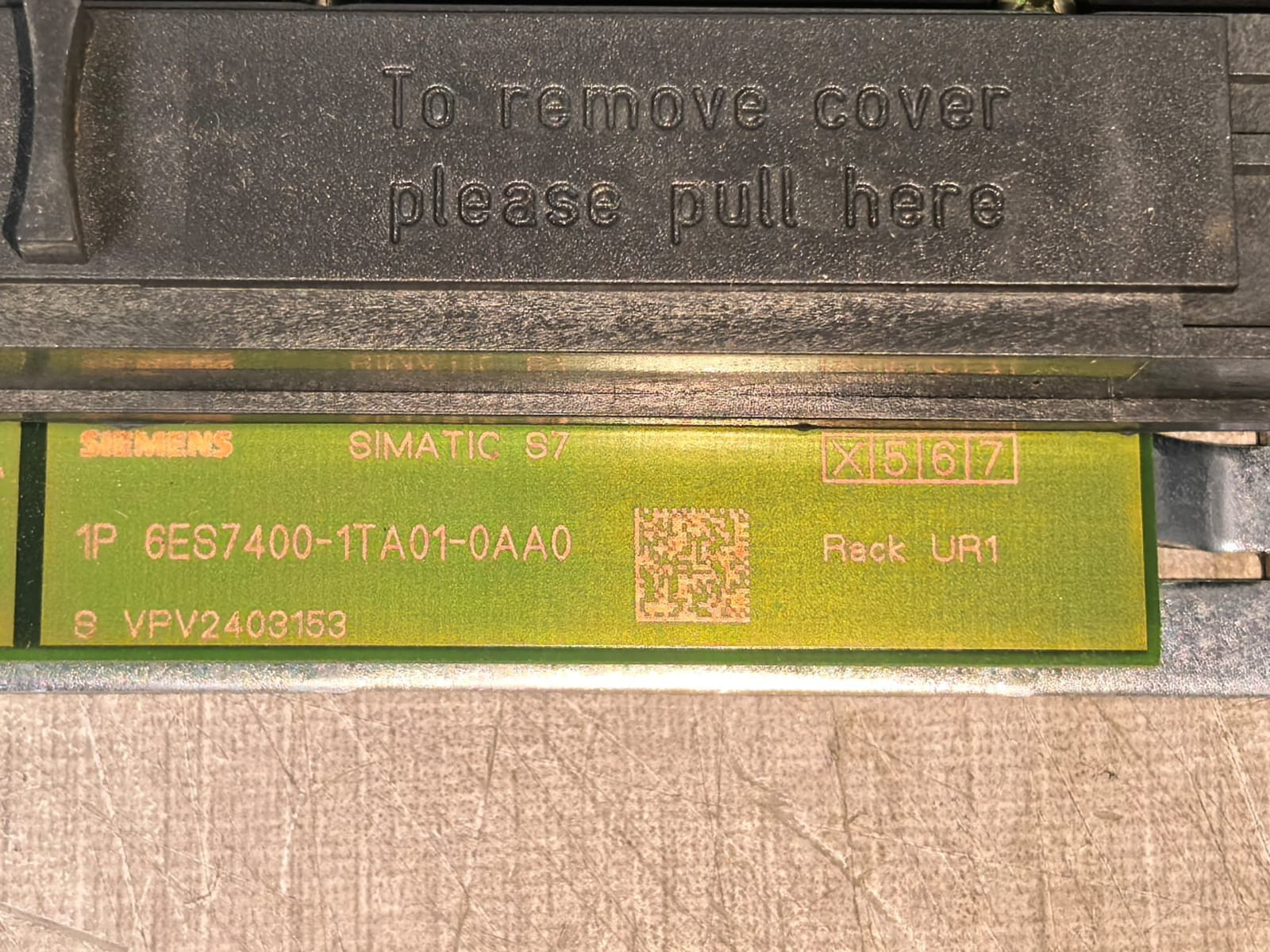 Siemens 6ES7400-1TA01-0AA0 SIEMENS SIMATIC S7 6ES7400-1TA01-0AA0 PROGRAMMABLE LOGIC CONTROLLLER 4