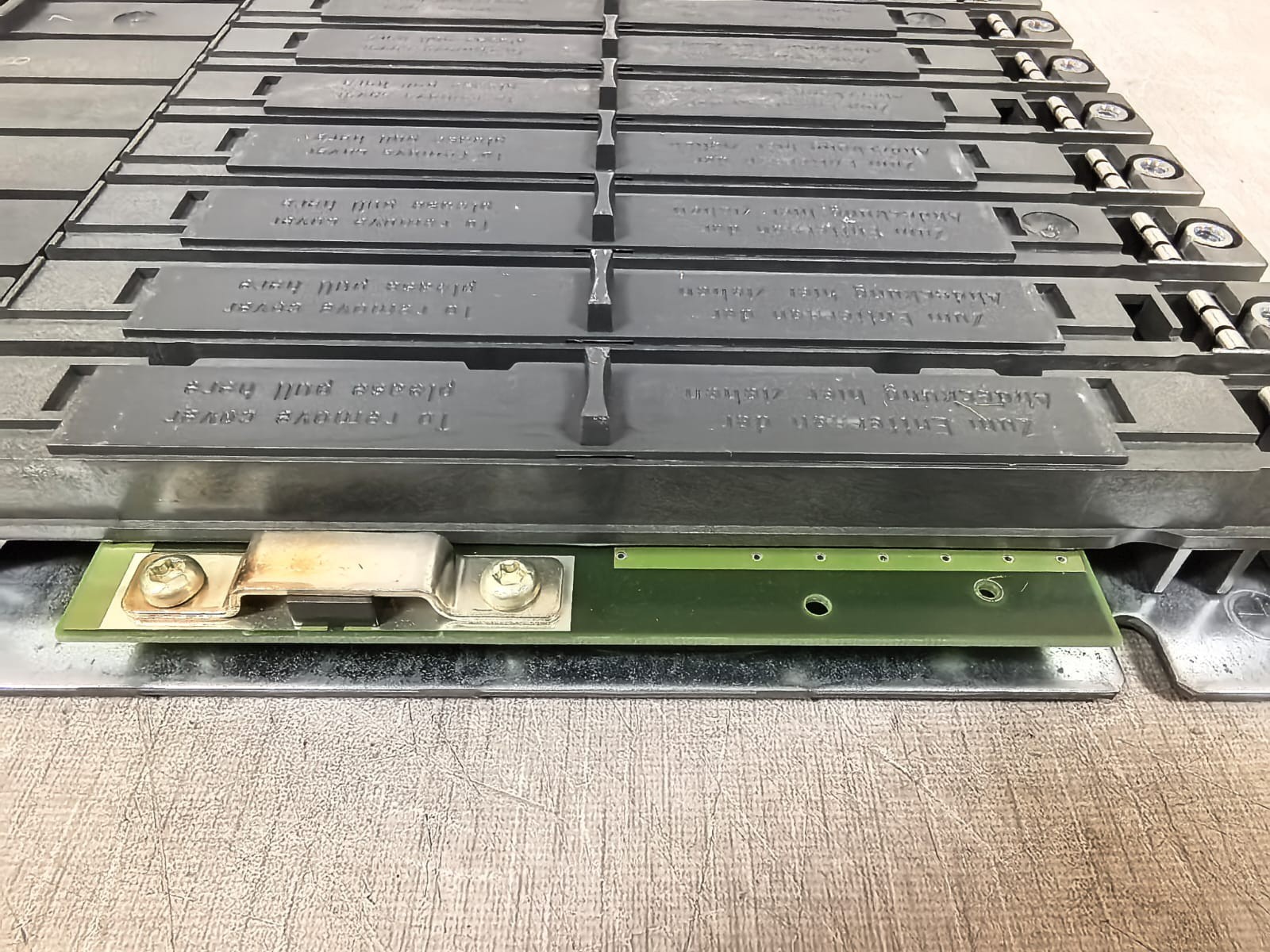 Siemens 6ES7400-1TA01-0AA0 SIEMENS SIMATIC S7 6ES7400-1TA01-0AA0 PROGRAMMABLE LOGIC CONTROLLLER 6