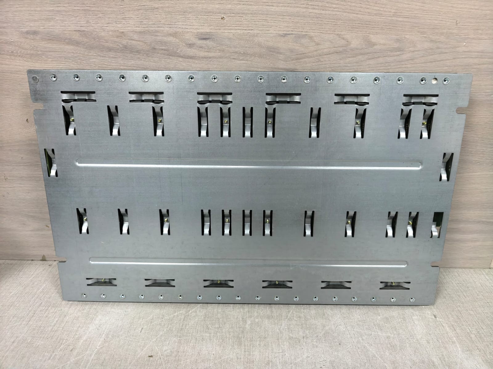Siemens 6ES7400-1TA01-0AA0 SIEMENS SIMATIC S7 6ES7400-1TA01-0AA0 PROGRAMMABLE LOGIC CONTROLLLER 10
