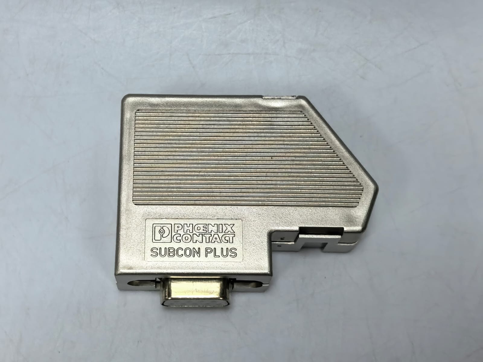 Phoenix Contact SUBCON-PLUS 9/F PHOENIX CONTACT SUBCON-PLUS 9/F D-SUB BUS CONNECTOR 2744241 2