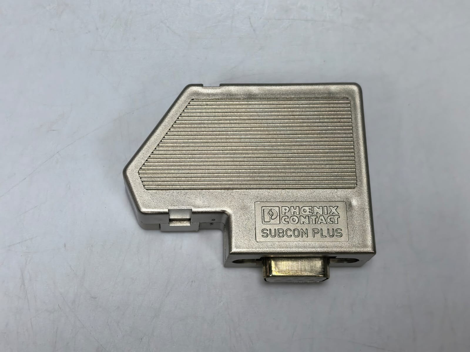Phoenix Contact SUBCON-PLUS 9/F PHOENIX CONTACT SUBCON-PLUS 9/F D-SUB BUS CONNECTOR 2744241 4