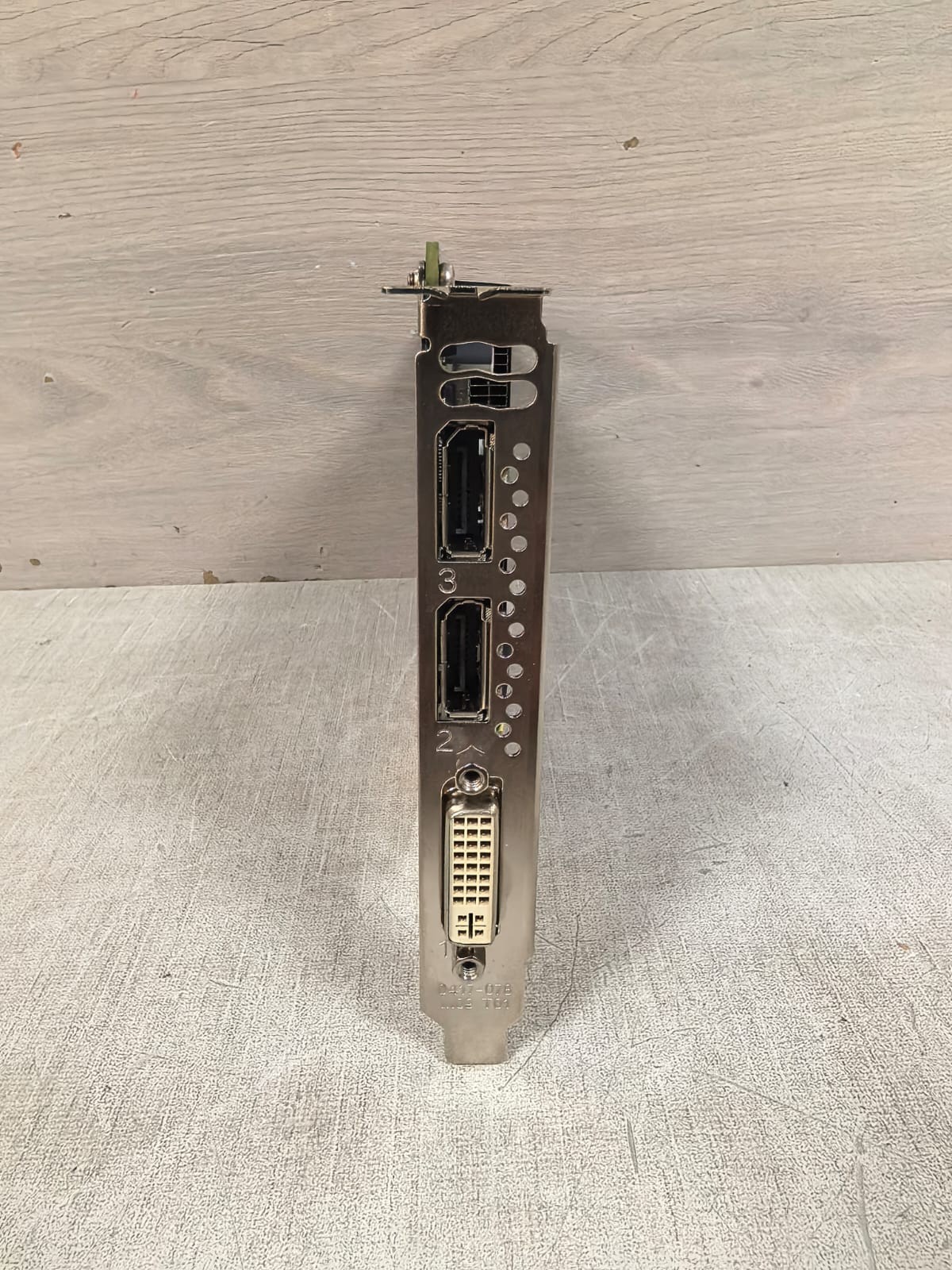 NVIDIA QUADRO K2200 0417-078 M09T01 GRAPHIC CARD