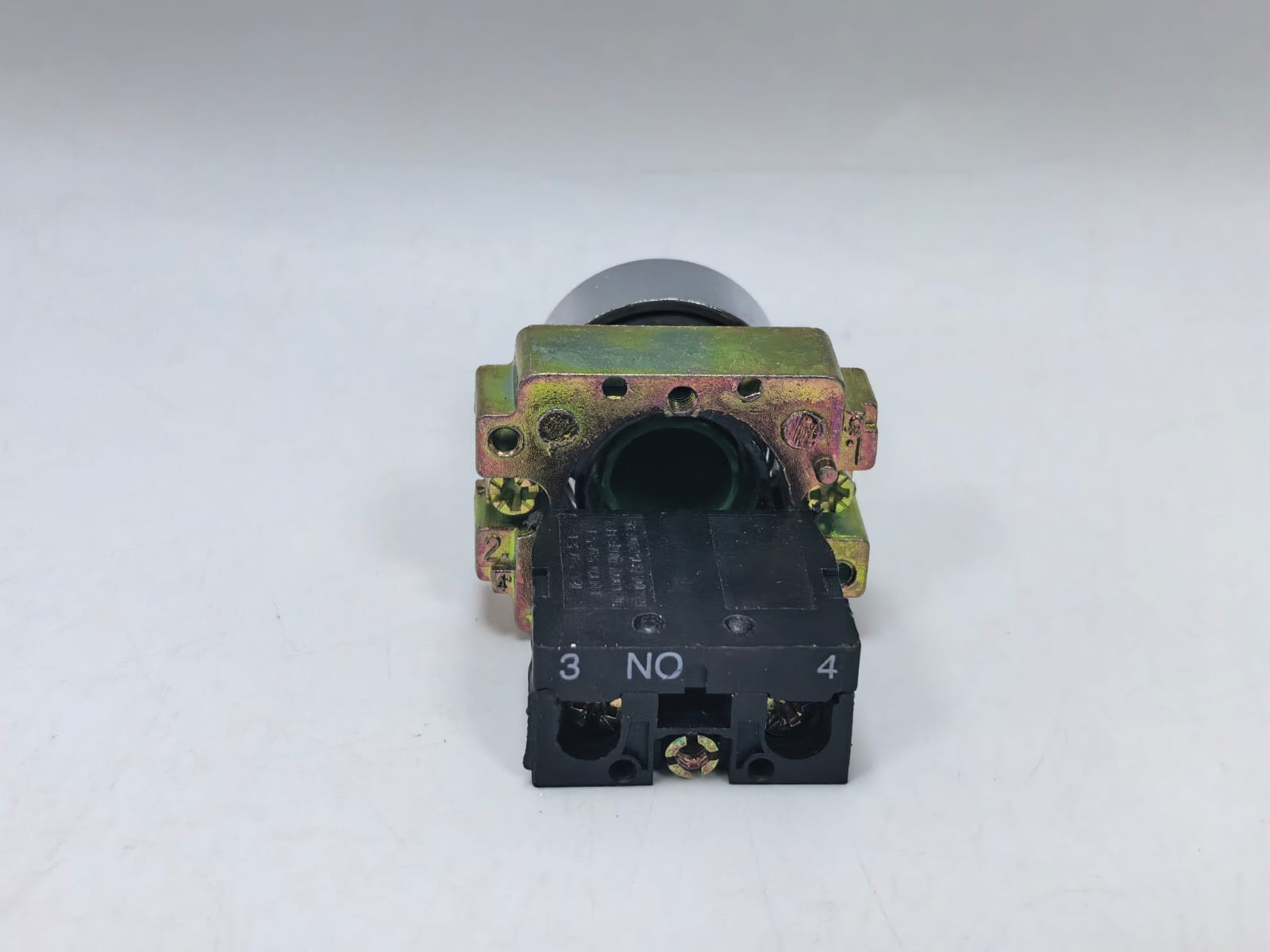 XB2 BA31 XB2 BA31 GREEN PUSHBUTTON 5
