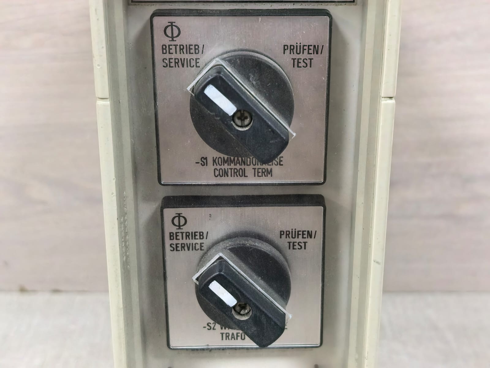 Siemens SIEMENS 7XV7501-0CA00 SIEMENS 7XV7501-0CA00 TEST SWITCH 4