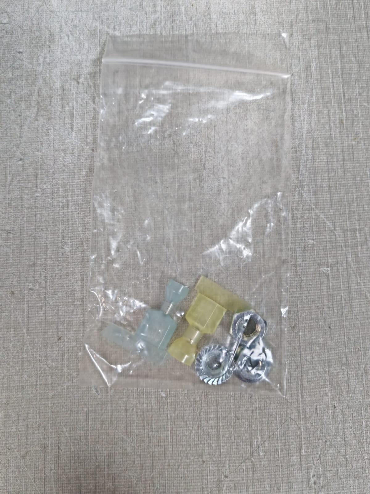 DC CONVERTER 10700301 DC CONVERTER 10700301 16 ADC CONTINUOUS / 20ADC INTERMITTENT 9
