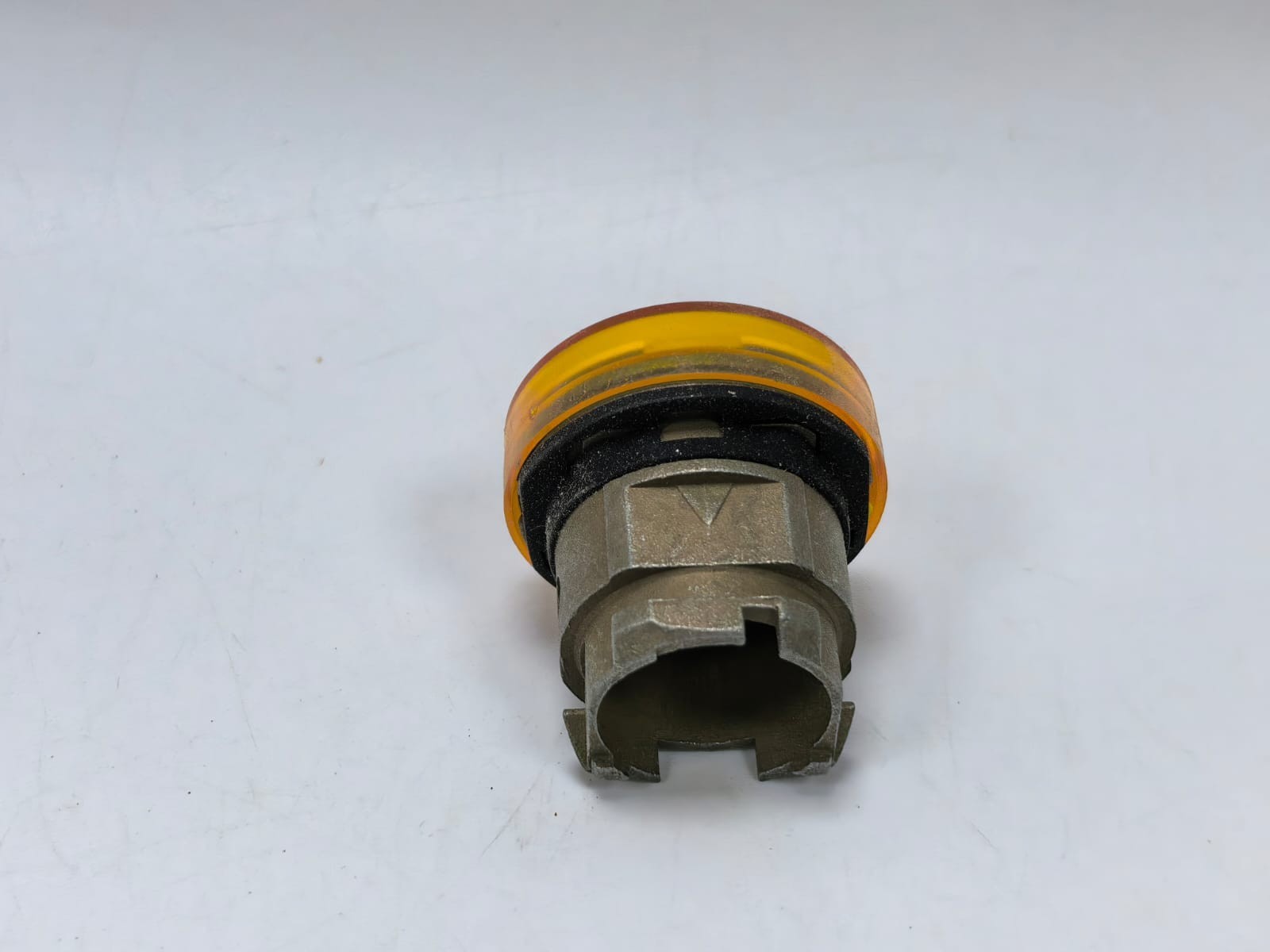 Schneider Electric TELEMECANIQUE ZB4 BV053 TELEMECANIQUE ZB4 BV053 ORANGE PILOT LIGHT HEAD 5