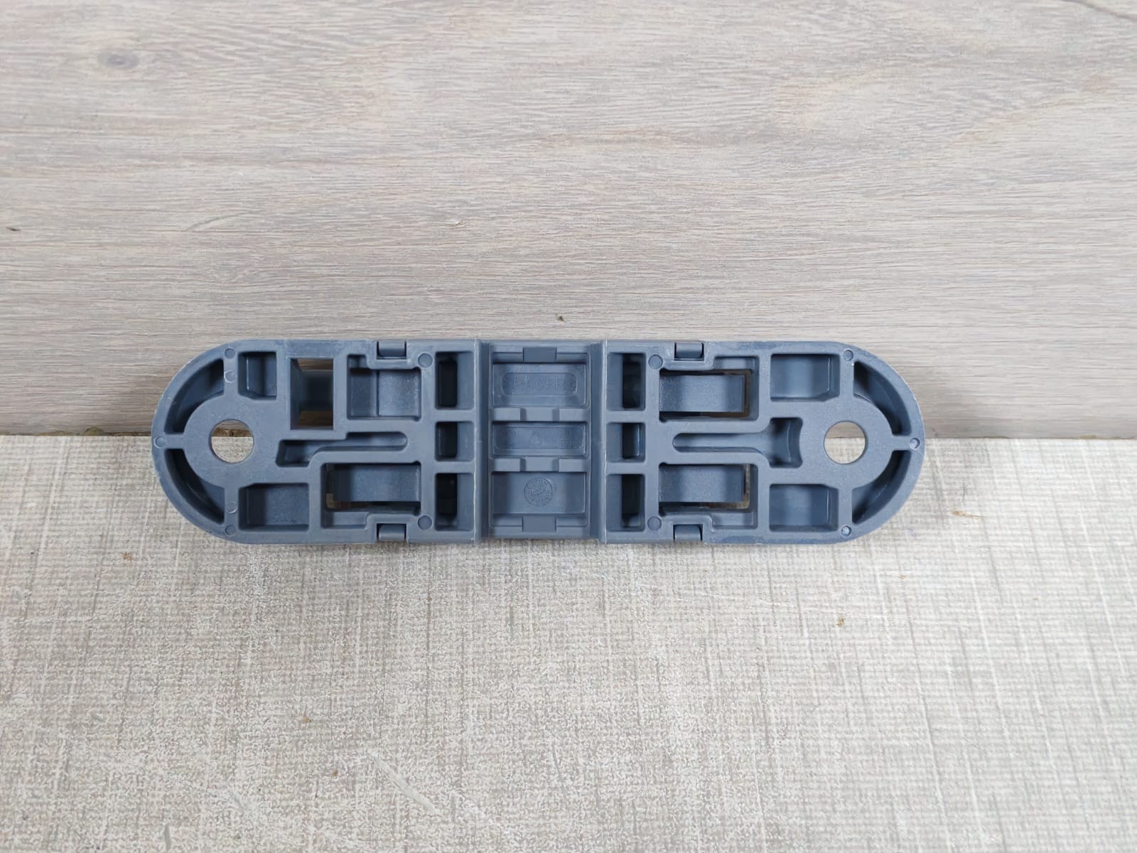 Siemens 3VA9987-0TG10 SIEMENS 3VA9987-0TG10 T-CONNECTOR 6