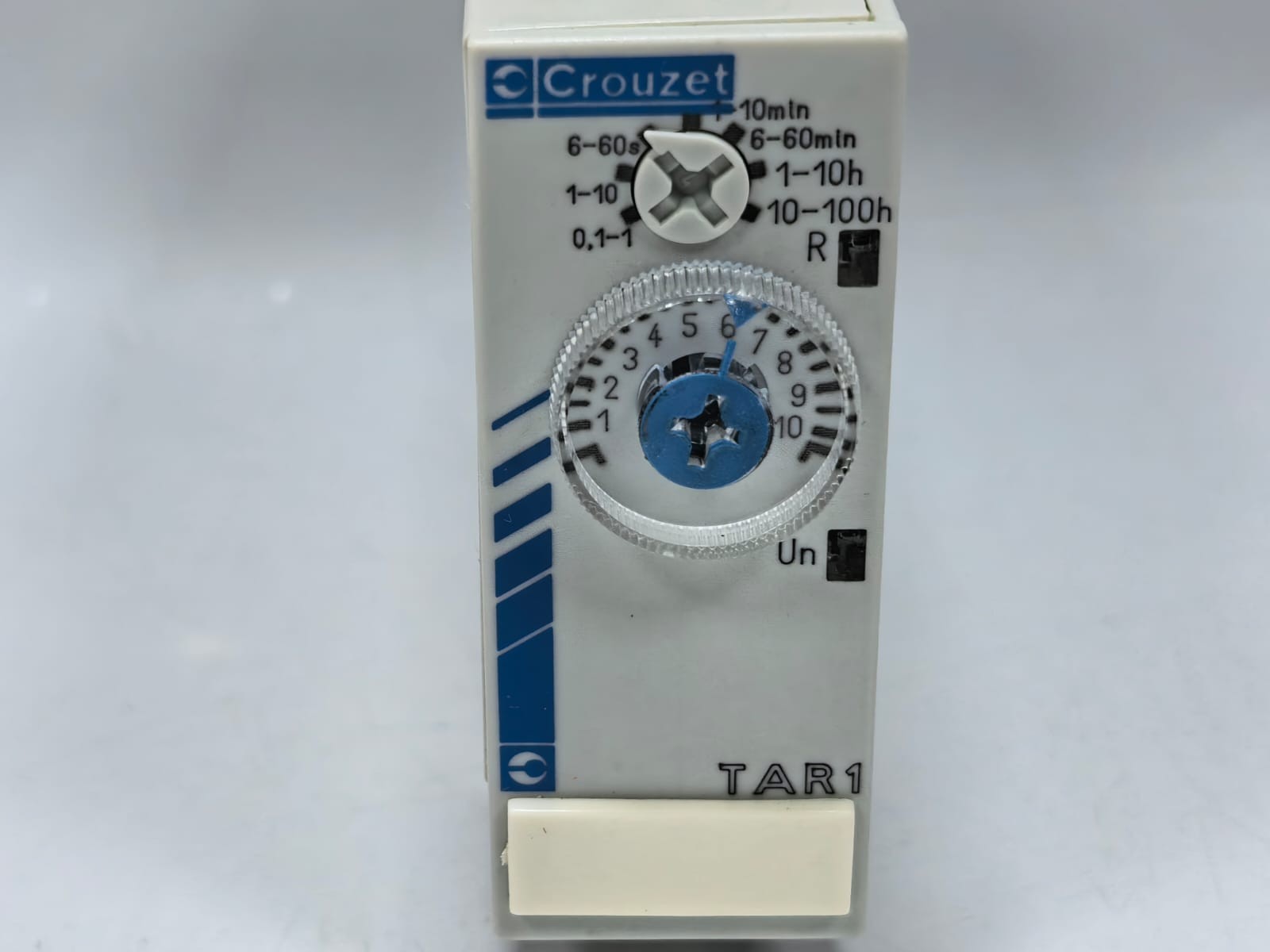 Crouzet TAR1 CROUZET TAR1 TIME RELAY 88865115 2