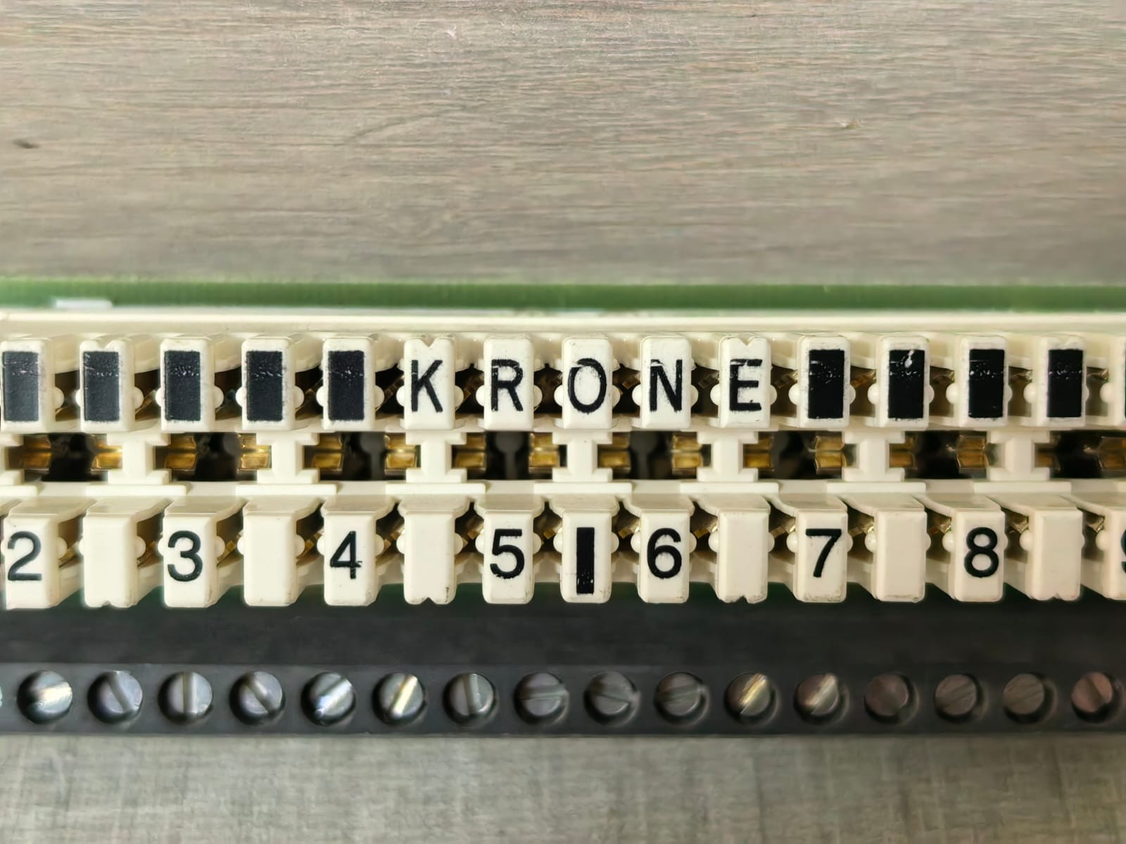 KRONE 6468 2028-01 KRONE 6468 2028-01 CONNECTOR MODULE 3