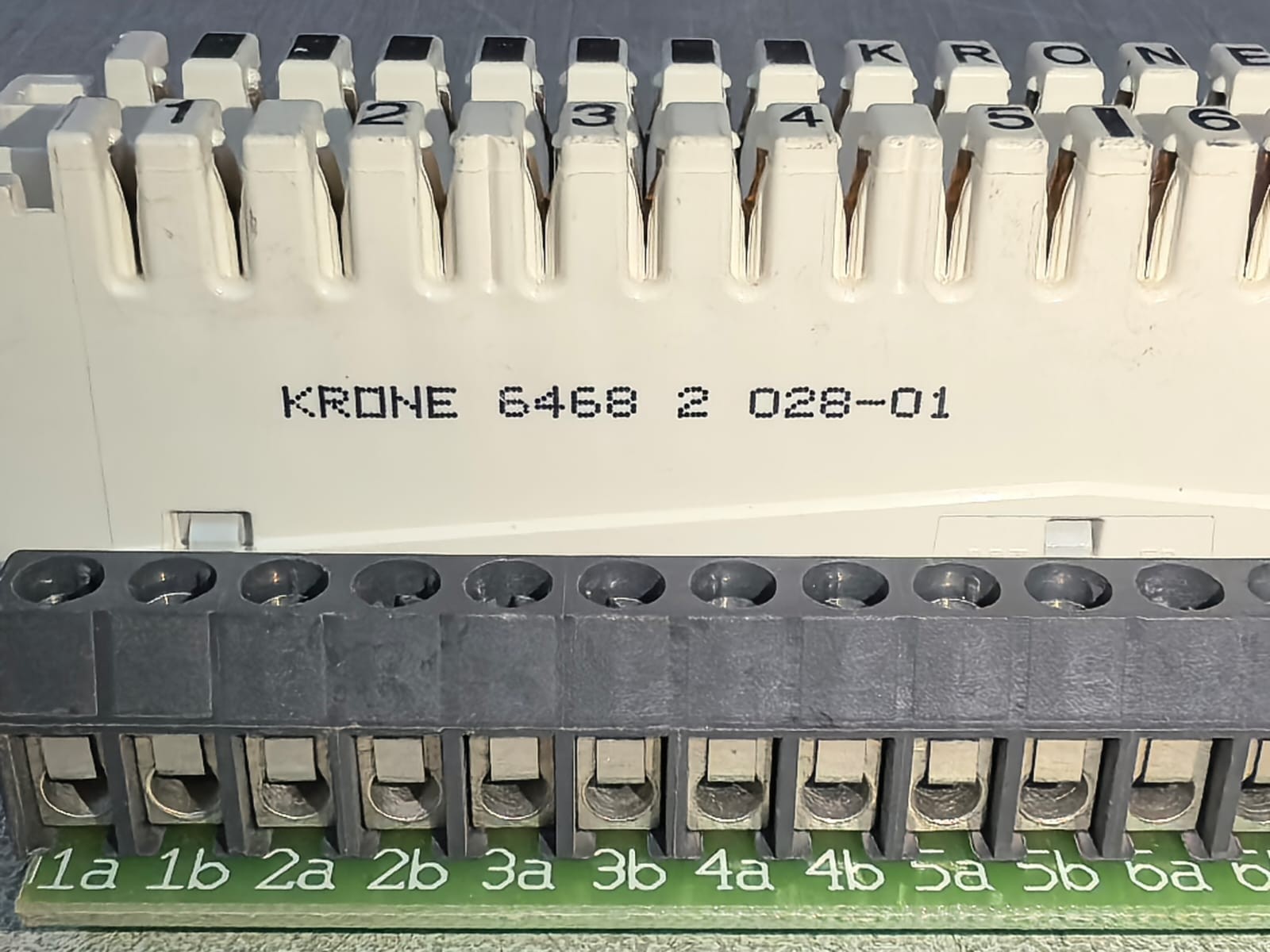 KRONE 6468 2028-01 KRONE 6468 2028-01 CONNECTOR MODULE 6