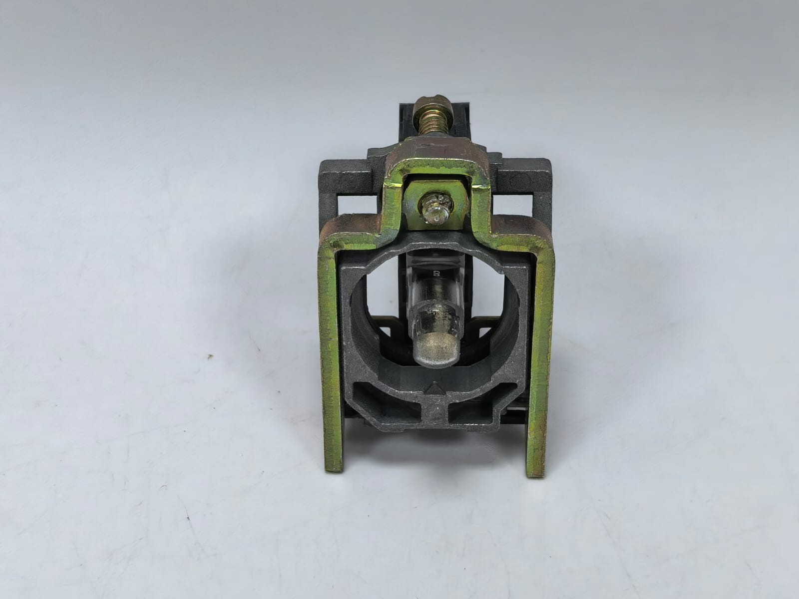 Schneider Electric ZB4 BVBG5 TELEMECANIQUE ZB4 BVBG5 LIGHT BLOCK BODY FIXING COLLAR 2