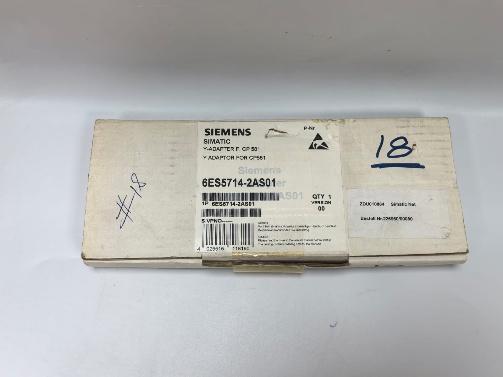 Siemens 6ES5714-2AS01 SIEMENS 6ES5714-2AS01 SIMATIC Y-ADAPTOR FOR CP581 8
