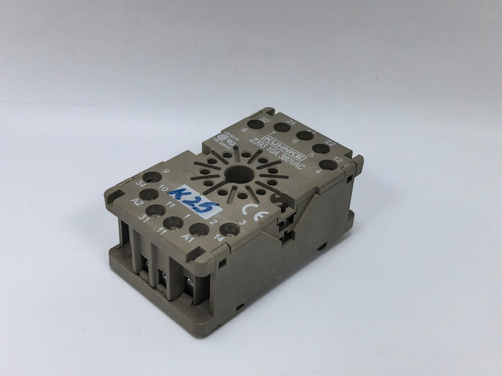 Kuhnke Z393 KUHNKE Z393 RELAY SOCKET BASE 10A 380VAC 10
