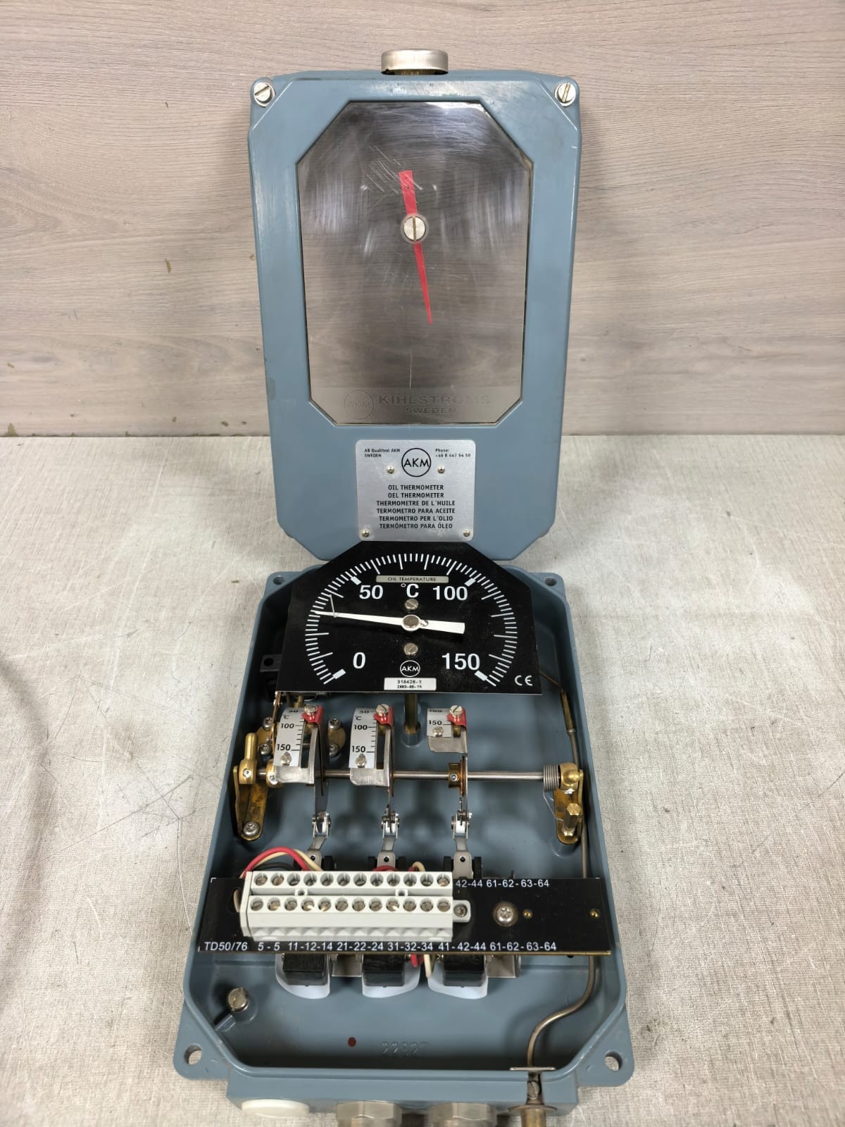 AKM TD50/76 AKM TD50/76 318426-1 OIL THERMOMETER 5