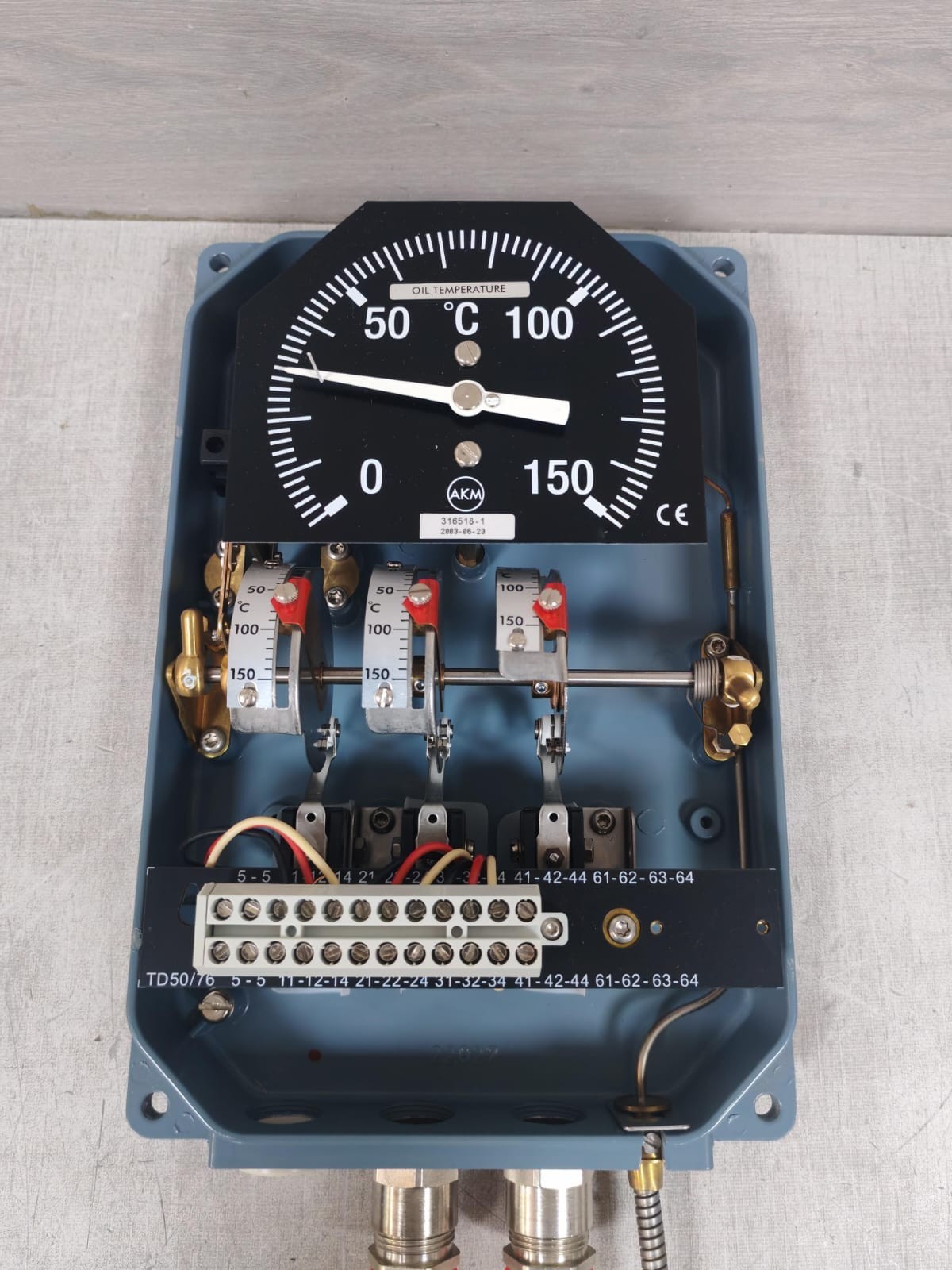 AKM TD50/76 AKM TD50/76 316518-1 OIL THERMOMETER 6