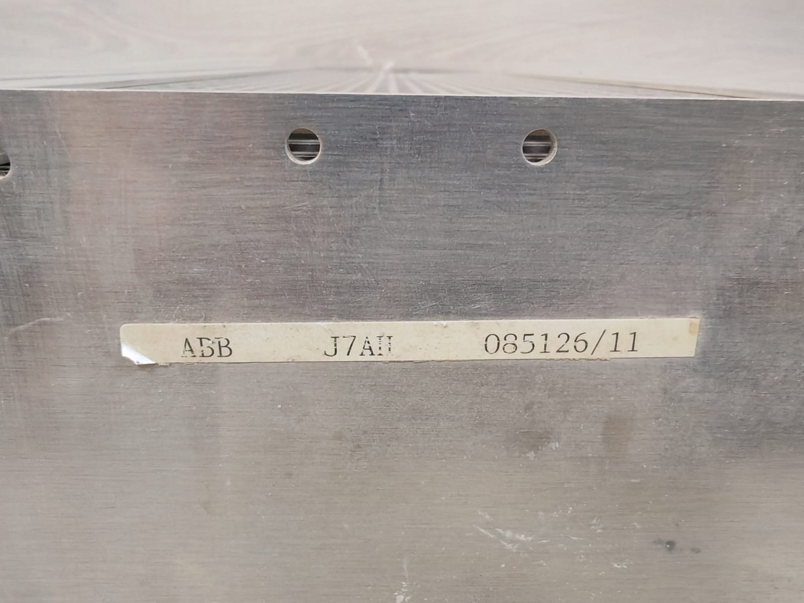 ABB J7A11 R7AH ABB J7A11 R7AH 4- WAY BRIDGING AMPLIFER- RACK ONLY 9