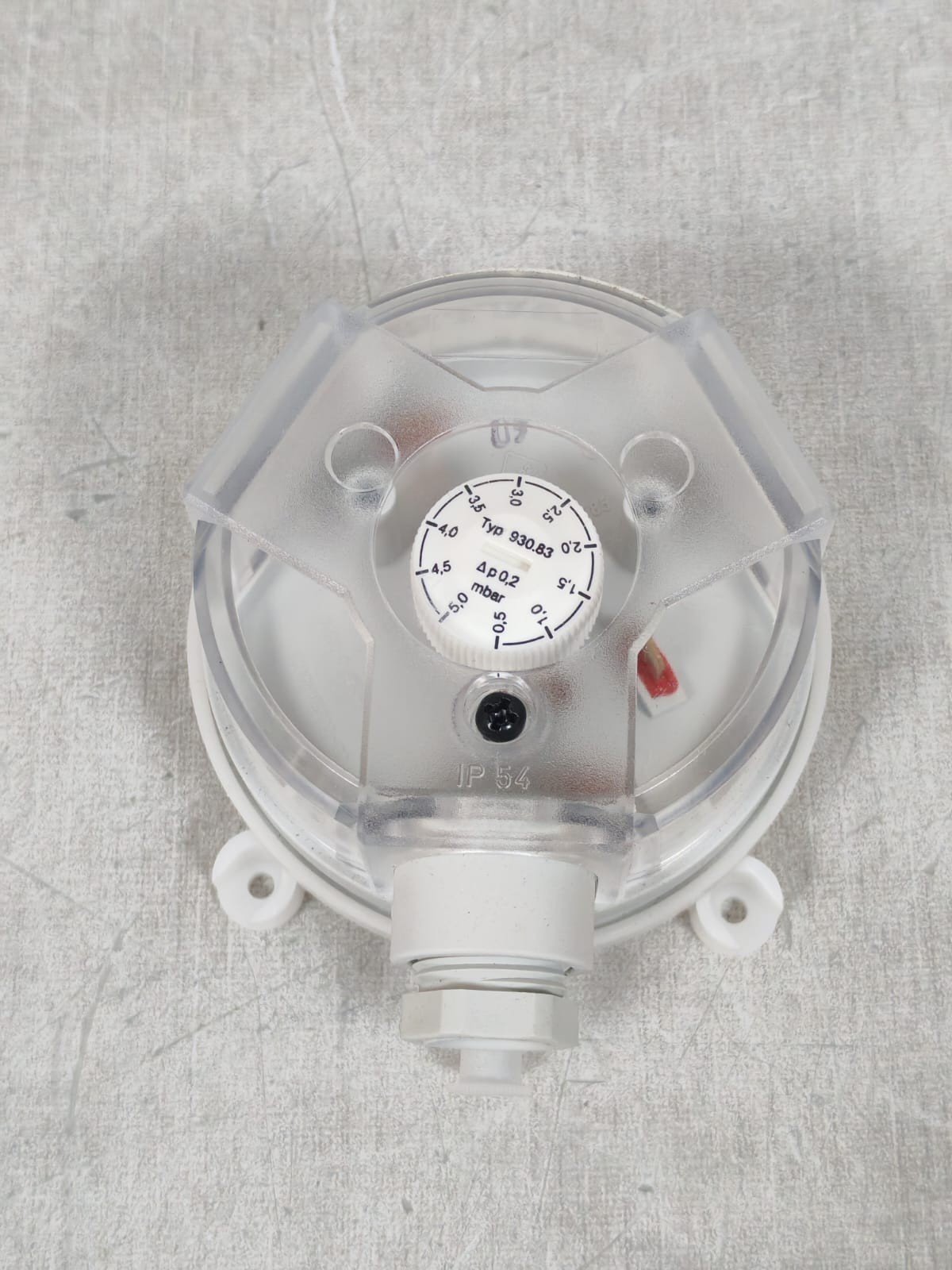 Sauter 930.83/6555 SAUTER 930.83/6555 DIFFERENTIAL PRESSURE SWITCH 0-5-50 MBAR 2