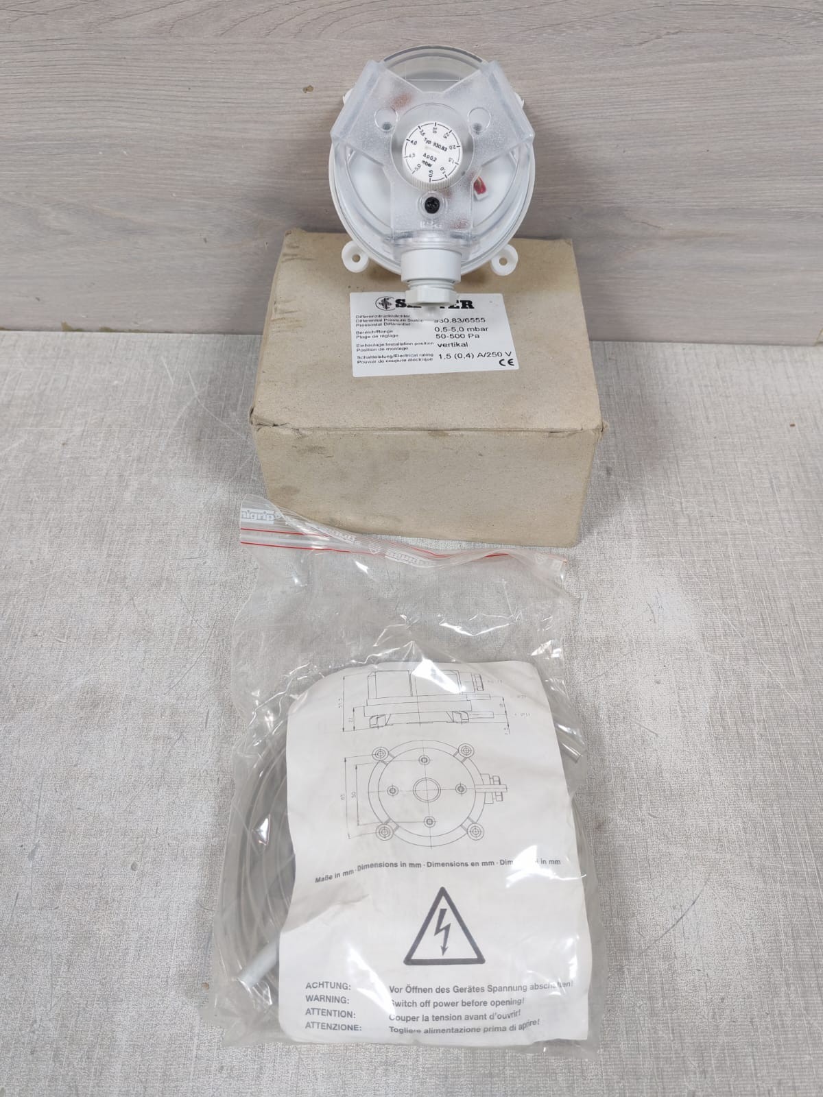 SAUTER 930.83/6555 DIFFERENTIAL PRESSURE SWITCH 0-5-50 MBAR