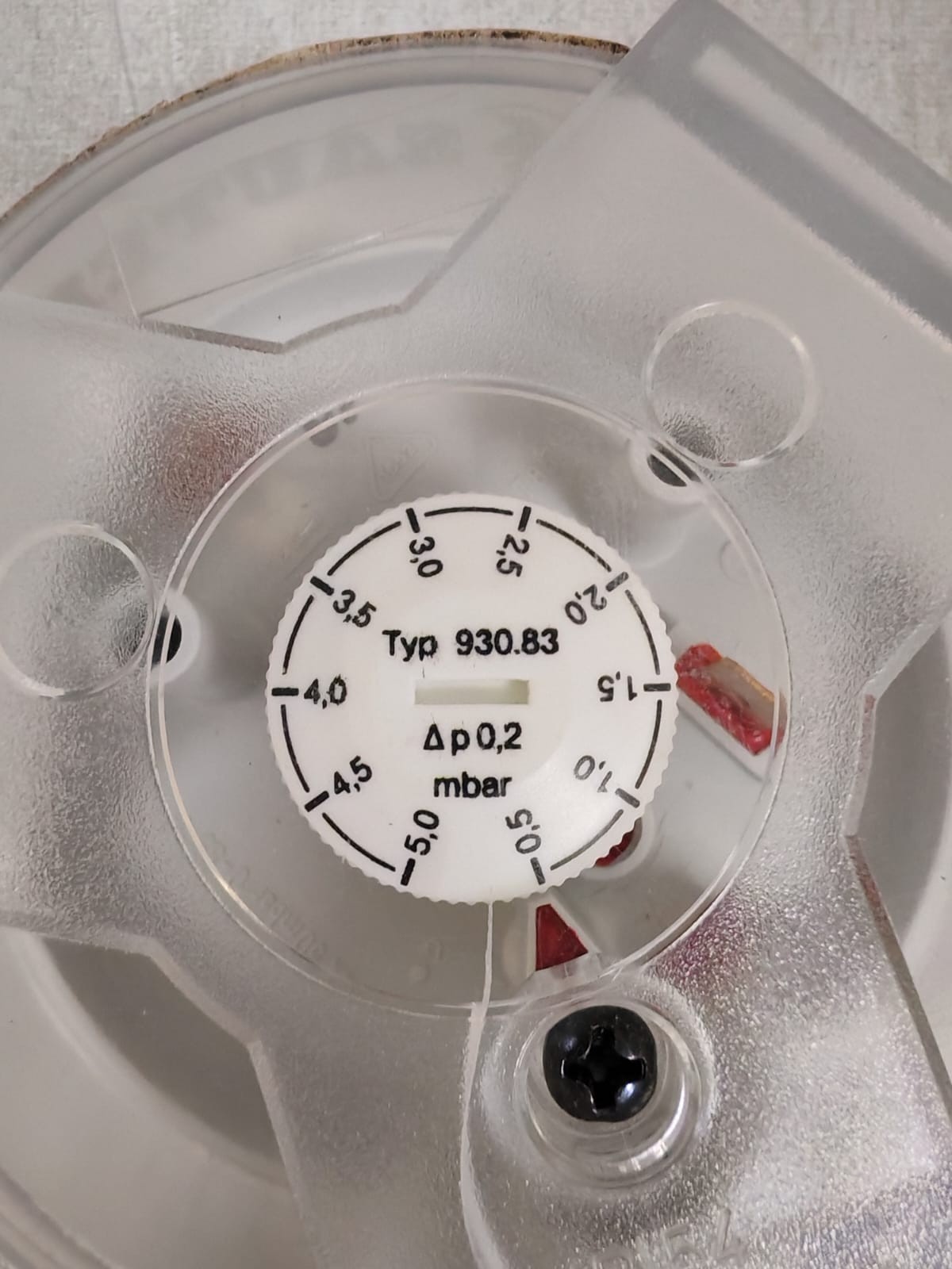 Sauter 930.83/6555 SAUTER 930.83/6555 DIFFERENTIAL PRESSURE SWITCH 0-5-50 MBAR 7