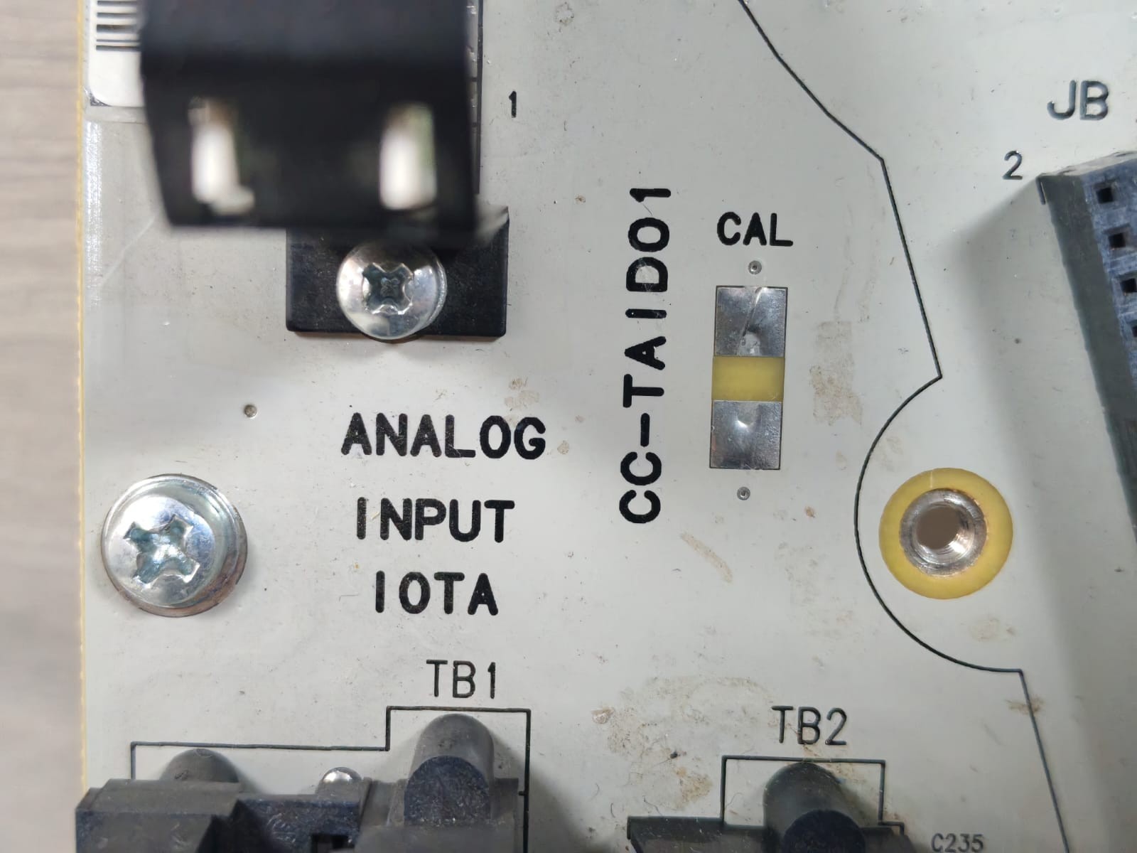 Honeywell CC-PAIH02 CC-PAIX02 CC-TAID01 51306733-175 REV B HONEYWELL CC-PAIH02 CC-PAIX02 CC-TAID01 51306733-175 REV B INPUT ANALOG MODULE 8