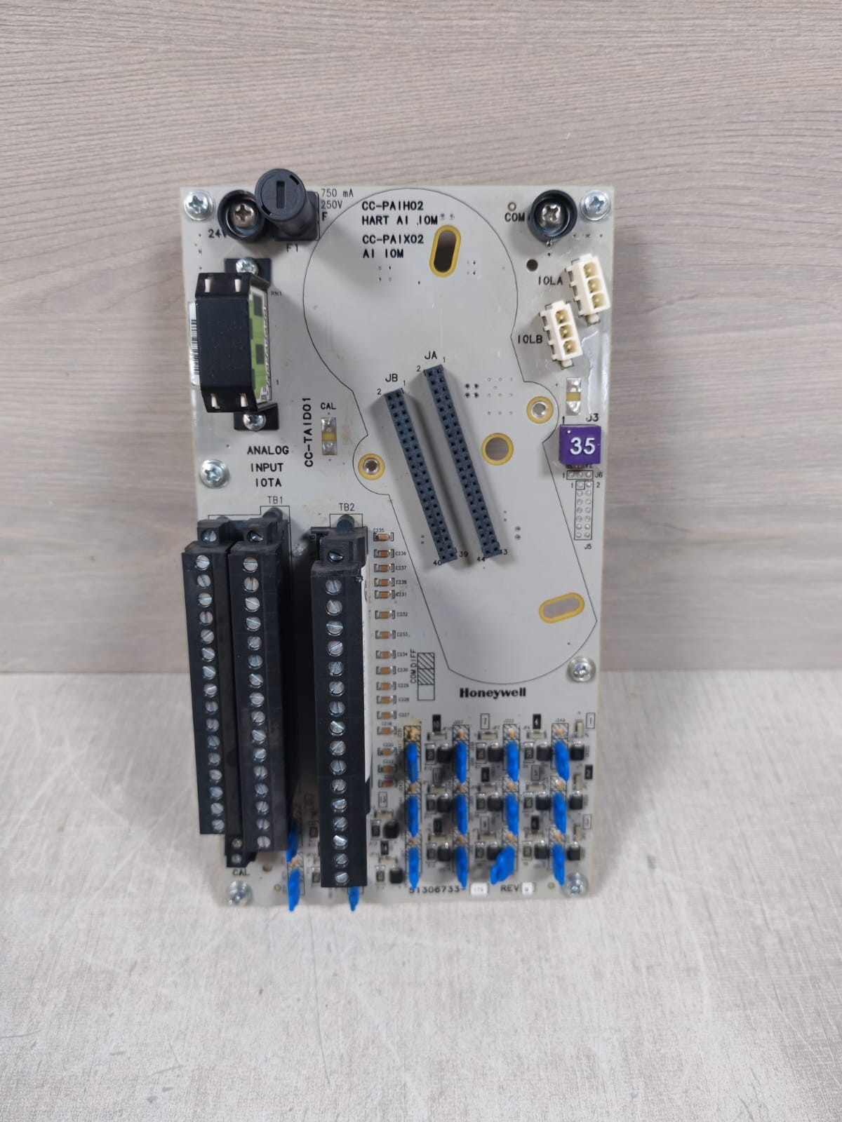 HONEYWELL CC-PAIH02 CC-PAIX02 CC-TAID01 51306733-175 REV B INPUT ANALOG MODULE