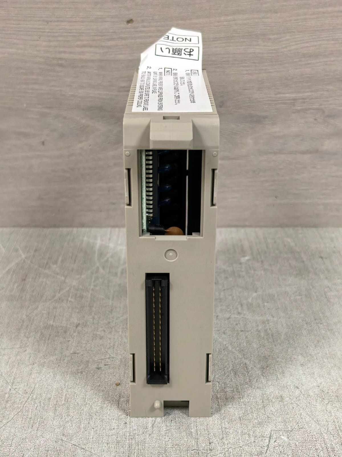 Omron OMRON C200H-IA122 OMRON C200H-IA122 INPUT UNIT 100-120VAC 9