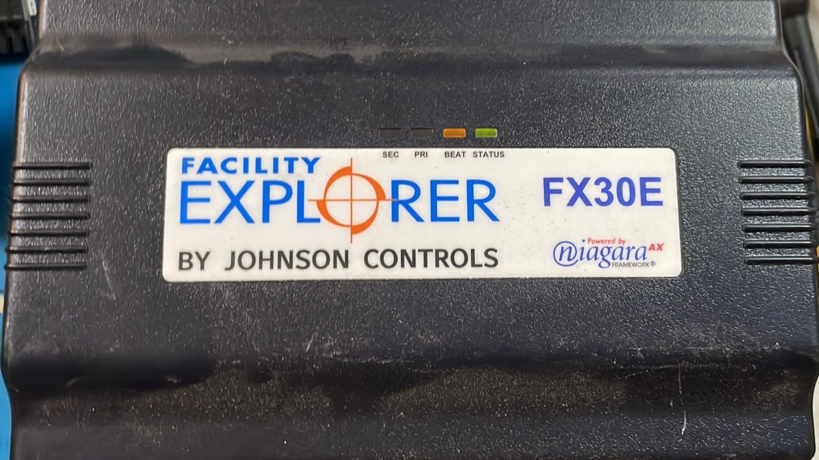 FACILITY EXPLORER BY JOHNSON CONTROLS FX30E SUPERVISORY SERIES CONTROLLER