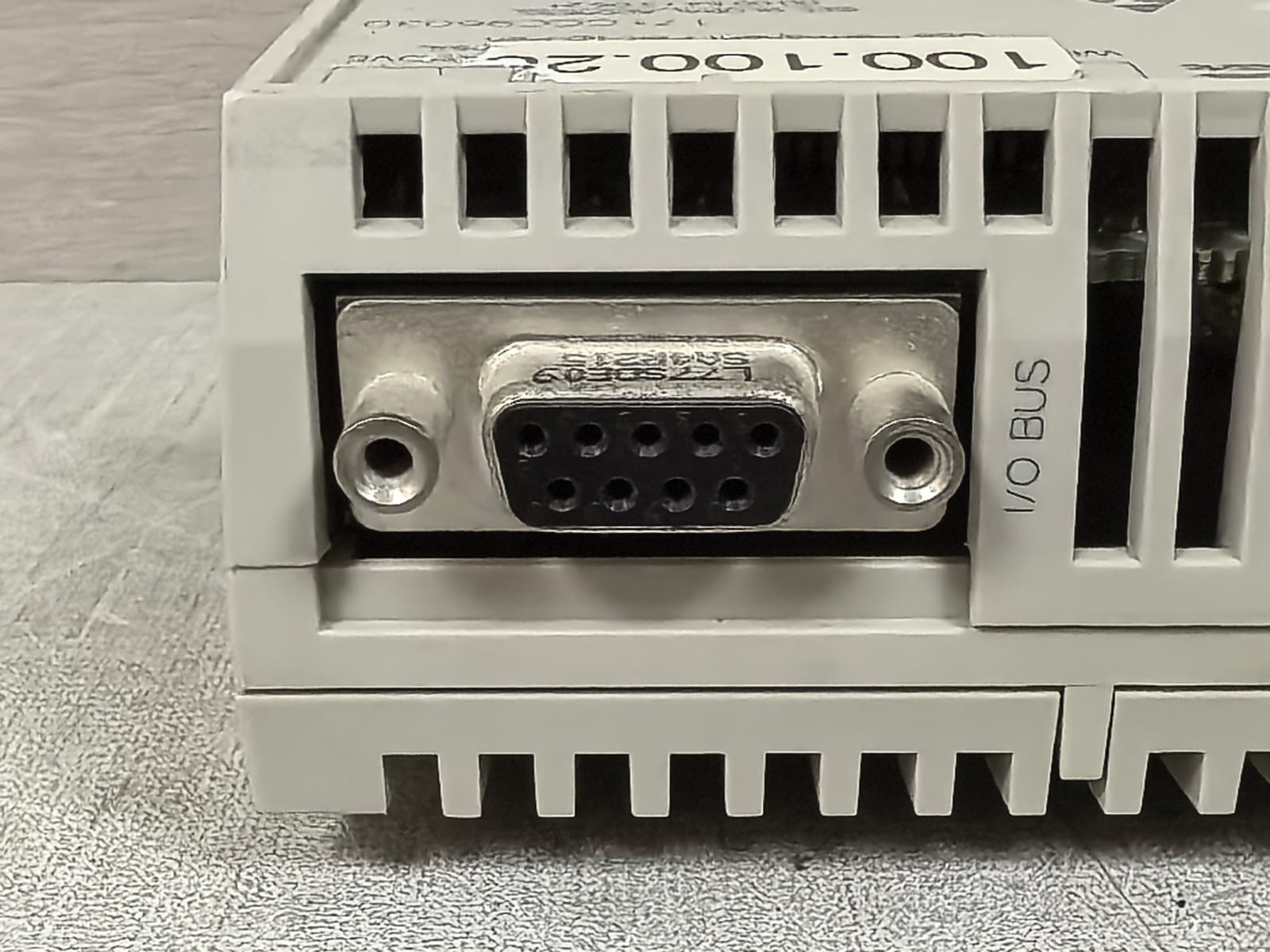Schneider Electric 171CCC96030 SCHENIDER ELECTRIC 171CCC96030 PROCESSOR ADAPTER WITH 170ADI35000 I/O BASE 9