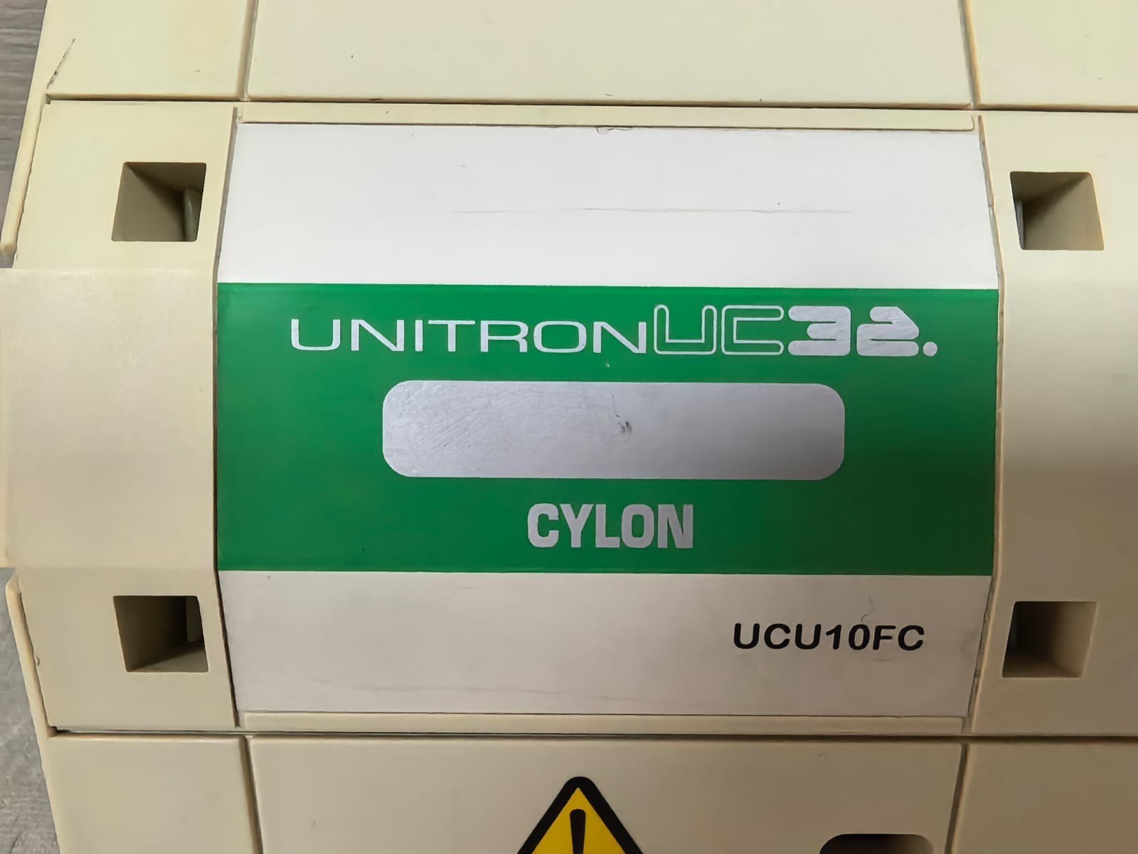 CYLON UNITRONUC32 UCU10FC CYLON UNITRONUC32 UCU10FC REV.1.2 CONTROLLER 24VAC 4