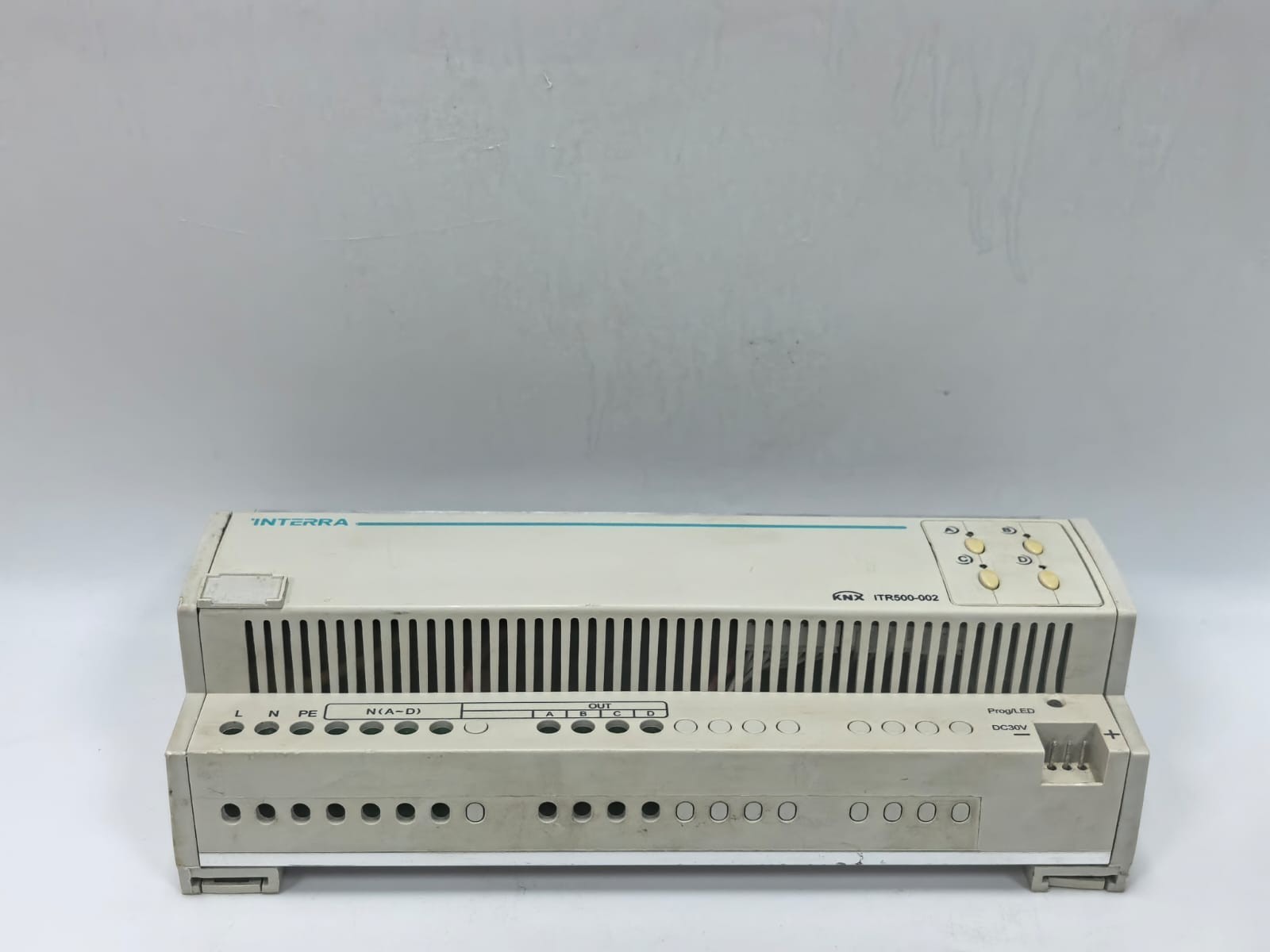 KNX ITR500-002 INTERRA KNX ITR500-002 4CH 1.5A UNIVERSAL DIMMING MODULE 8