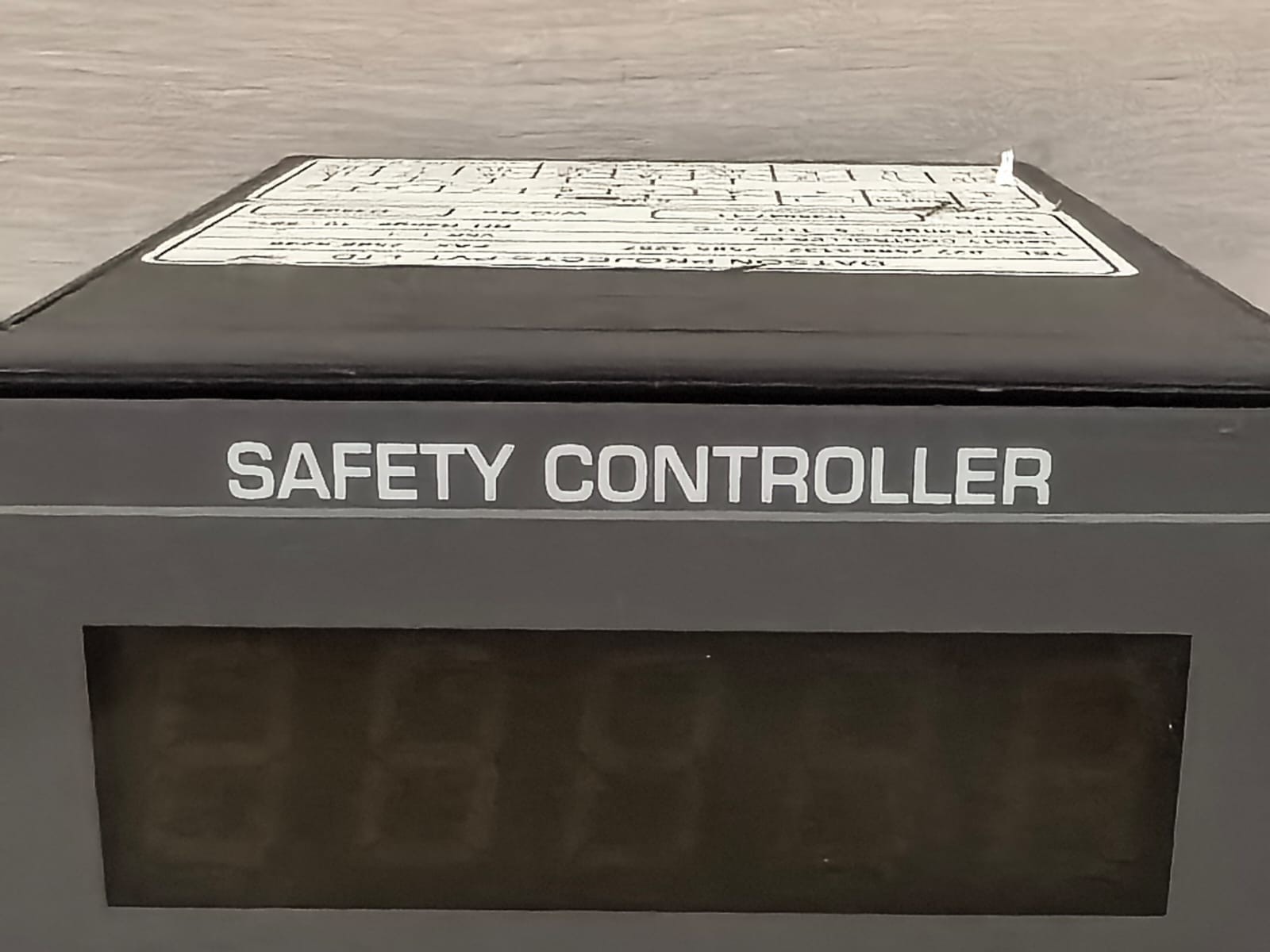 DATSON PROJECTS D35047 VER 1.1 DATSON PROJECTS D35047 VER 1.1 SAFETY CONTROLLER 3