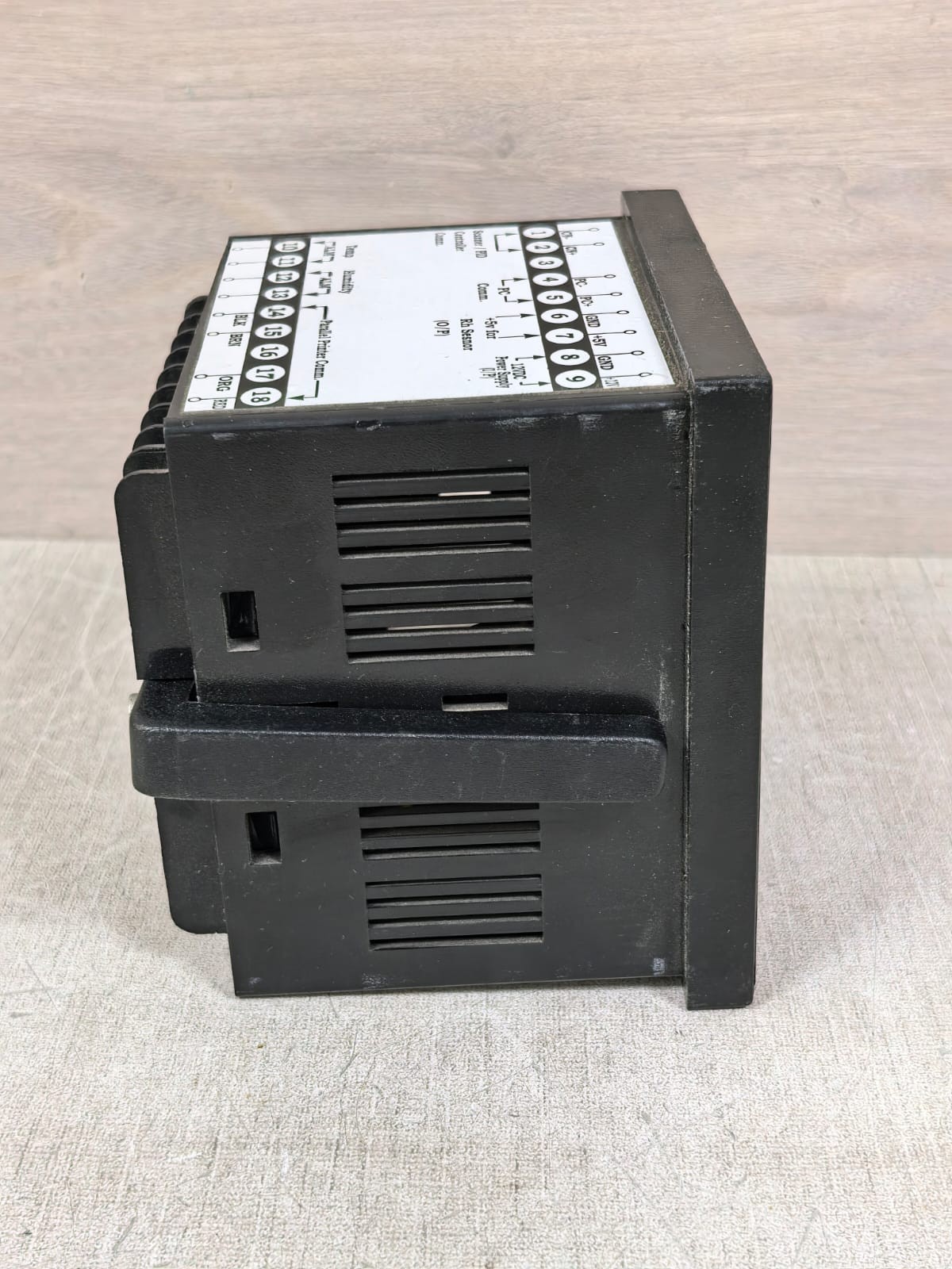 UNKNOWN ETS-DSU G02A02 ENVIRO TECHNOLOGIES ETS-DSU G02A02 PRINTER/ PC INTERFACE 8