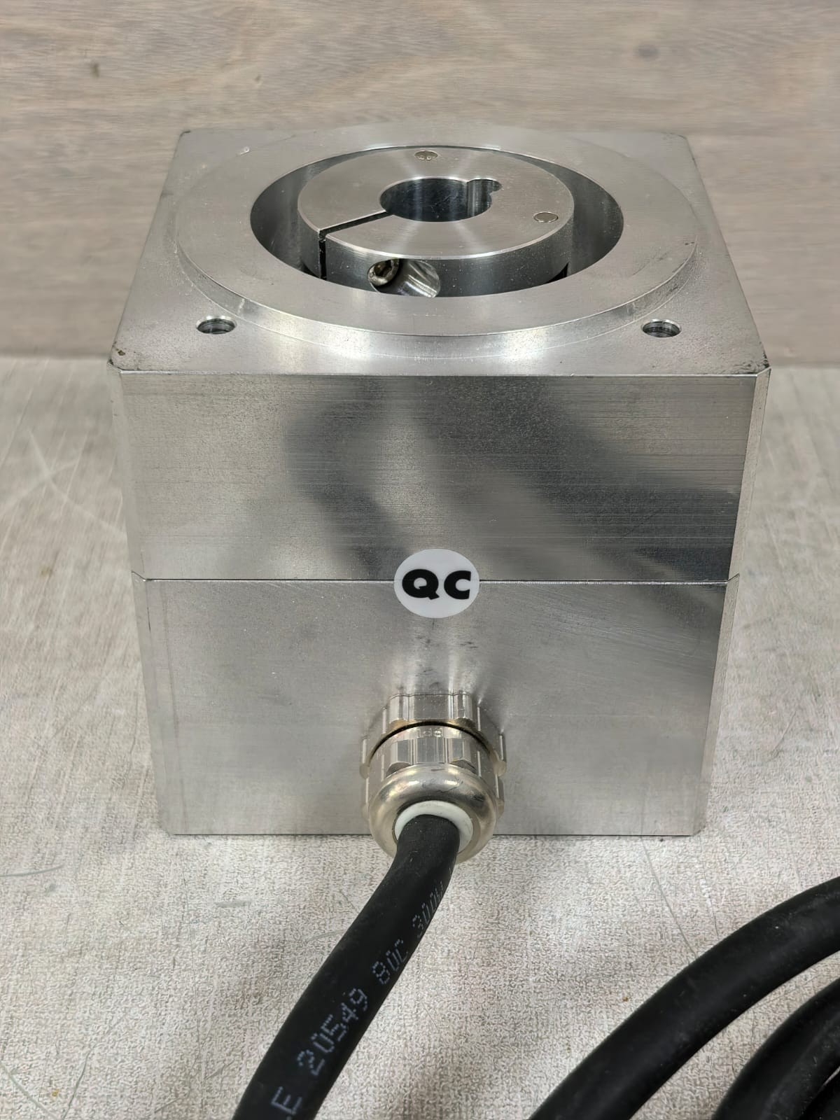 BAUMER ITD 3 A 4Y18 100H NI KR2 E 15 IP65 BAUMER ITD 3 A 4Y18 100H NI KR2 E 15 IP65 INCREMENTAL ENCODER 8-30VDC 9