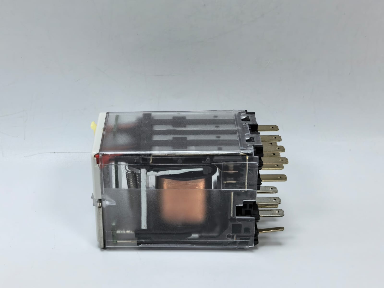 ARTECHE RF4 ARTECHE RF4 INSTANTANEOUS RELAY 220VDC 4