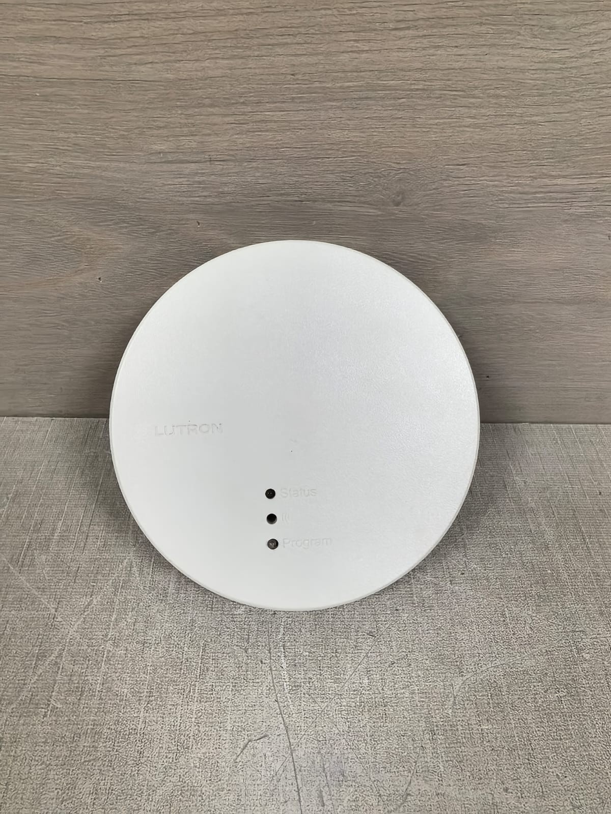 Lutron QSMX-4W-C LUTRON QSMX-4W-C QS SENSOR MODULE CEILING MOUNT 24-36V 2