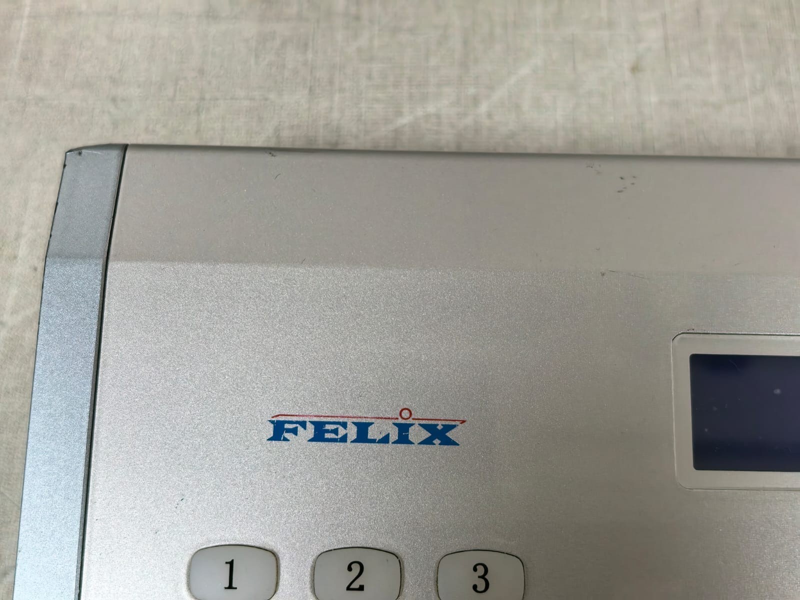 FELIX FX-104 FELIX FX-104 4D KEYBOARD CONTROLLER DC12V 6