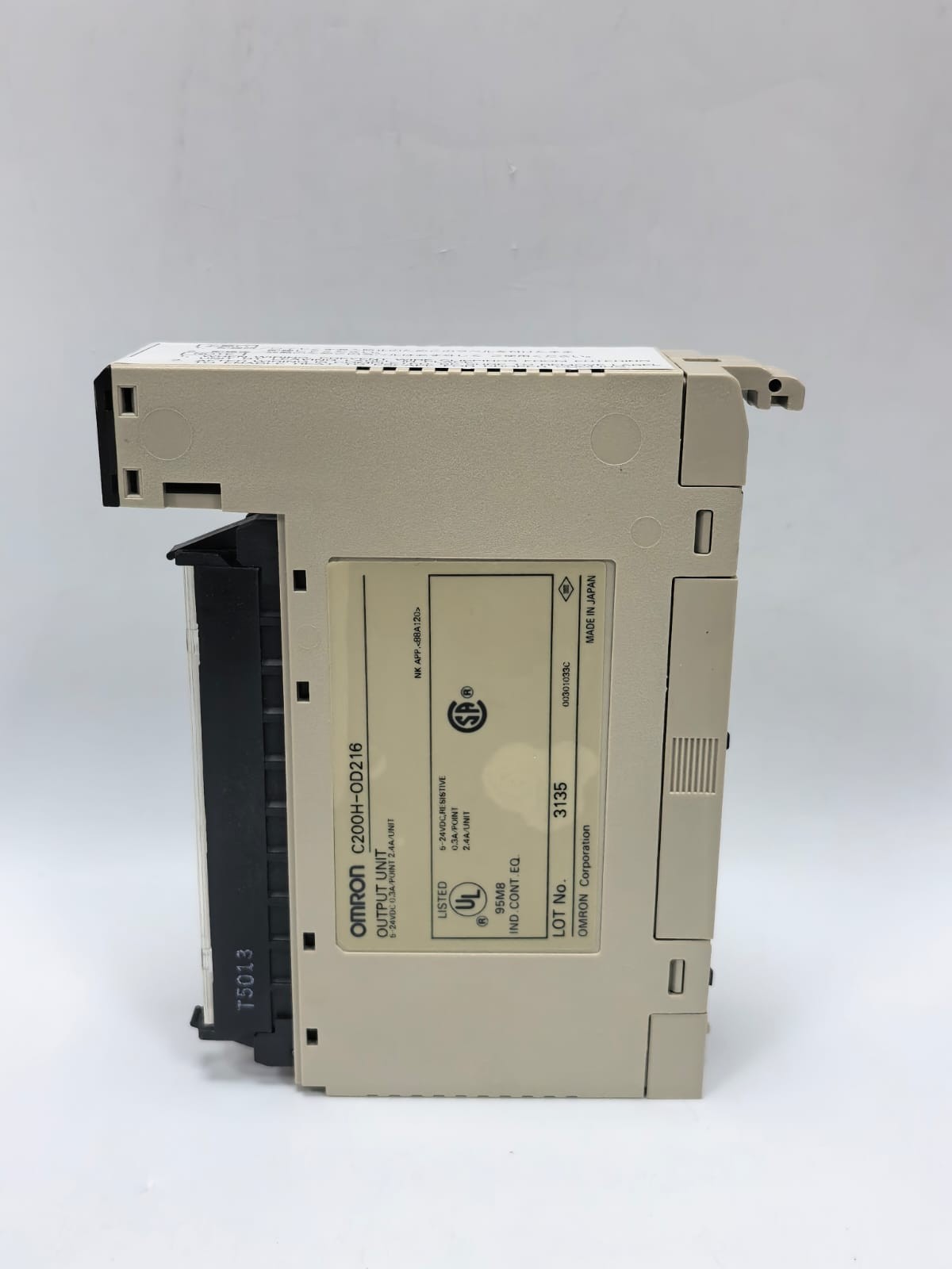 Omron OMRON C200H-OD216 OMRON C200H-OD216 PLC MODULE 4