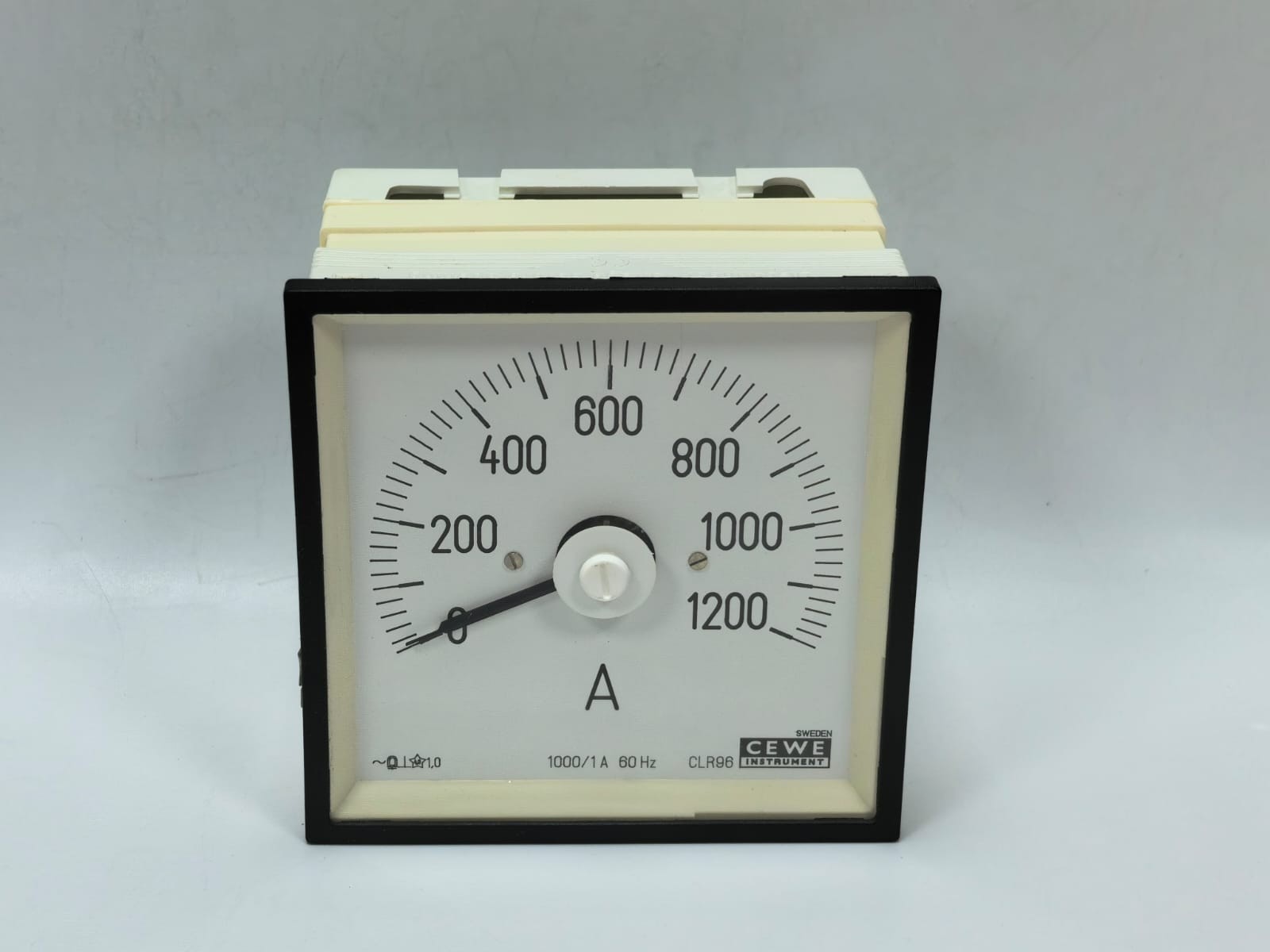CEWE CLR96 CEWE INSTRUMENTS CLR96 ANALOG PANEL METER 1000/1A 60HZ 0-1200 2