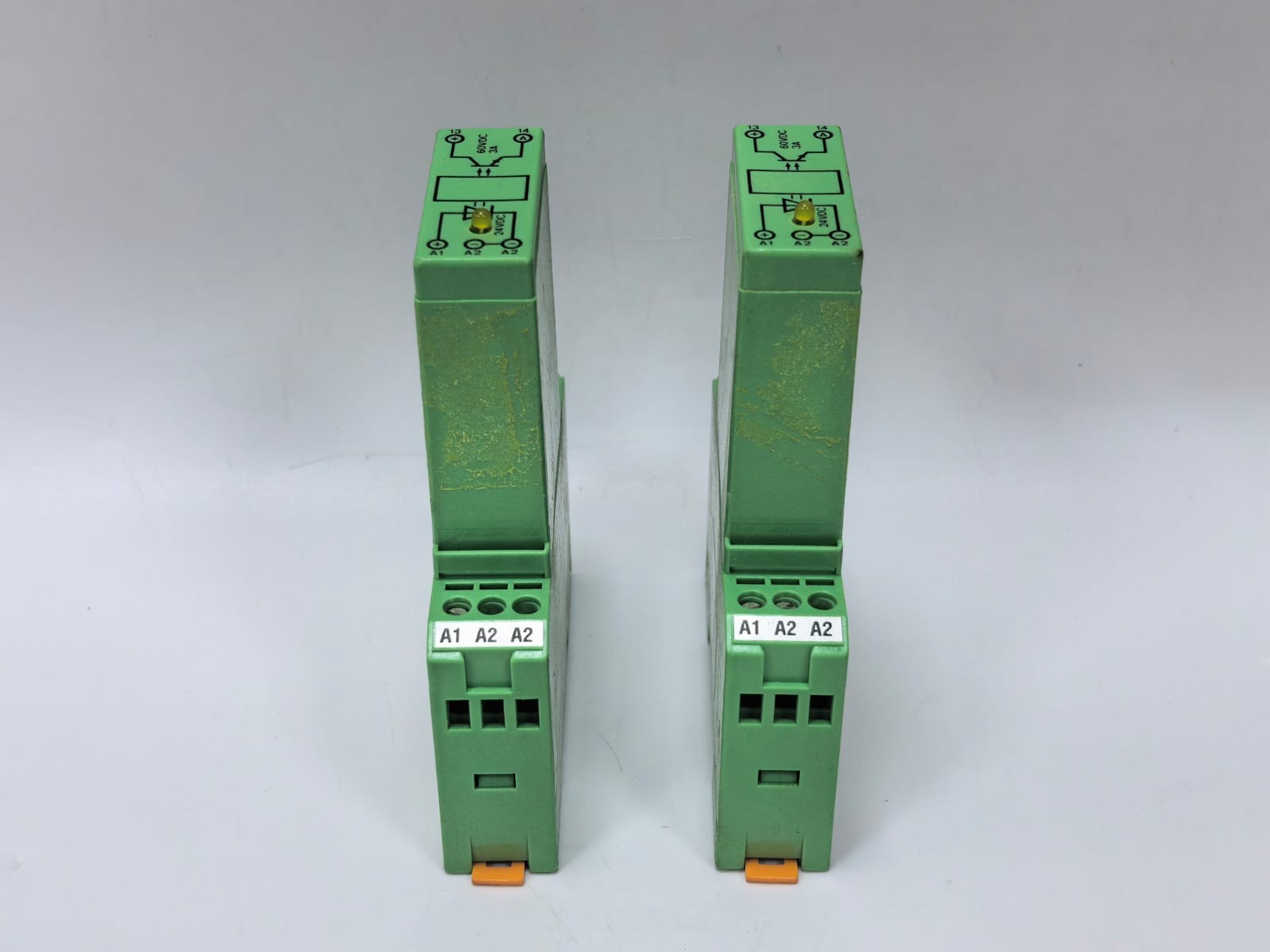Phoenix Contact EMG 17-0V-24DC PCS PHOENIX CONTACT EMG 17-0V-24DC POWER SOLID STATE RELAY 5
