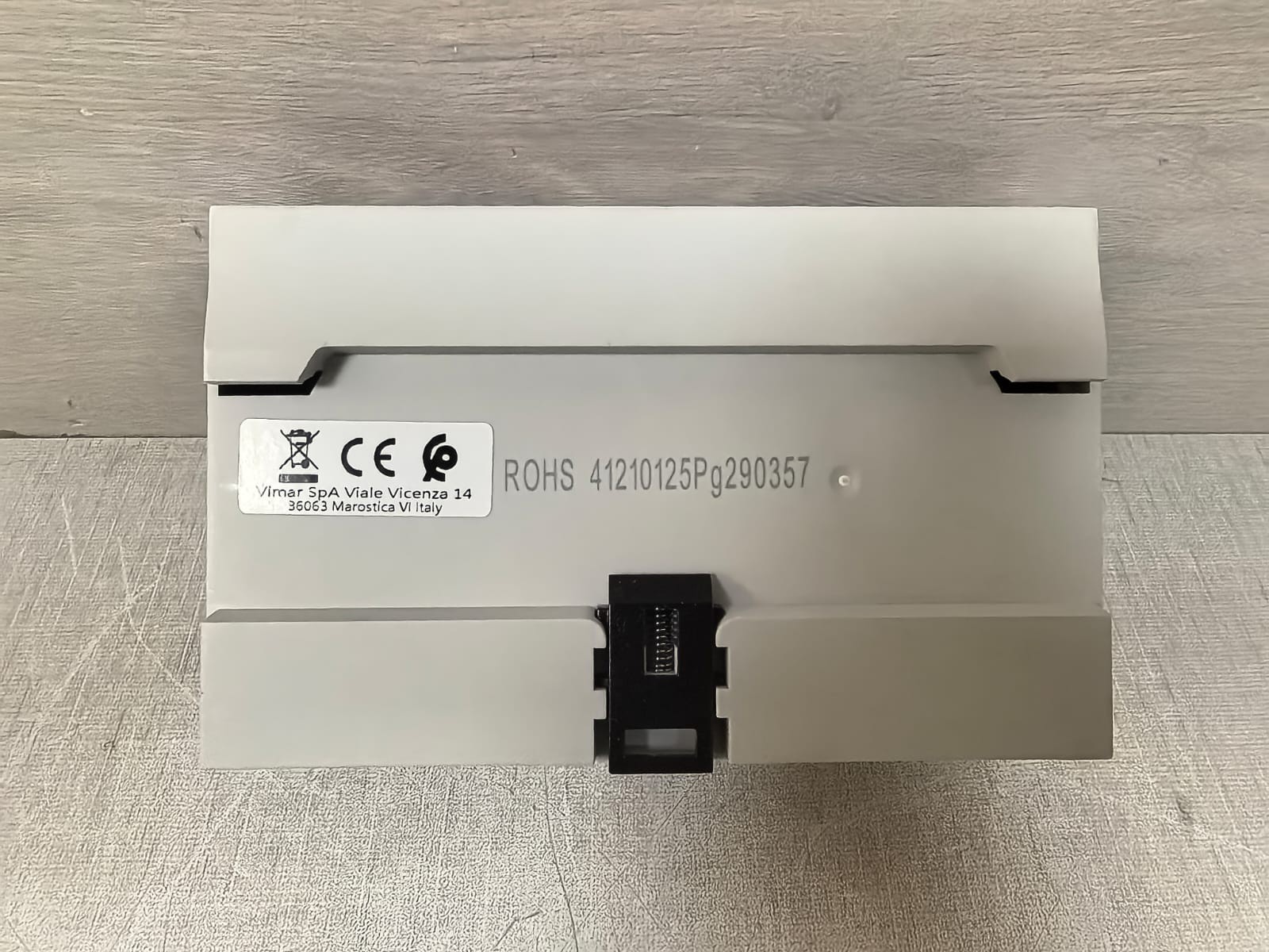 UNKNOWN 01550 VIMAR 01550 4 OUT 1-10V DIMMER 250V 6